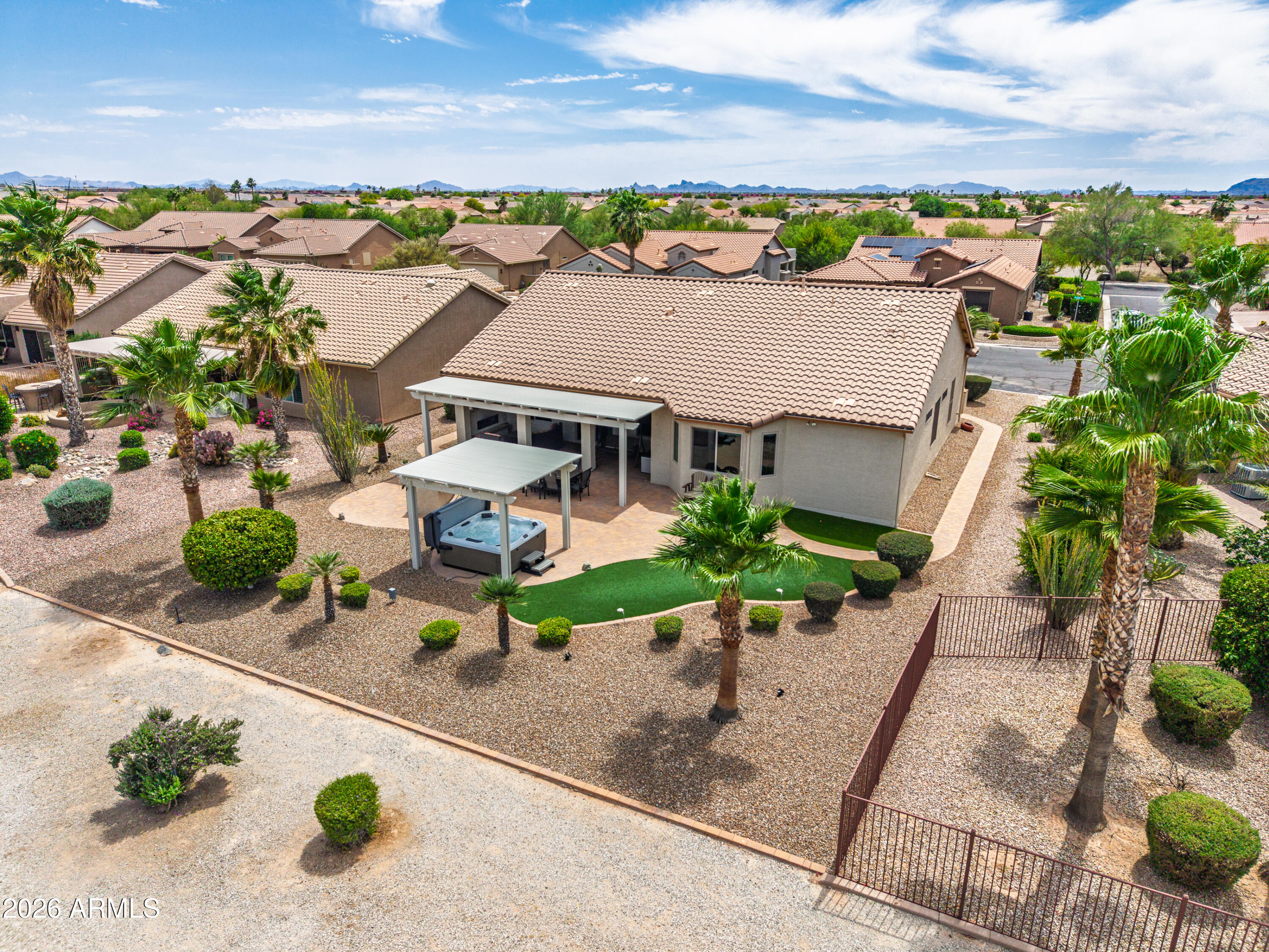 ROBSON RANCH - Residential