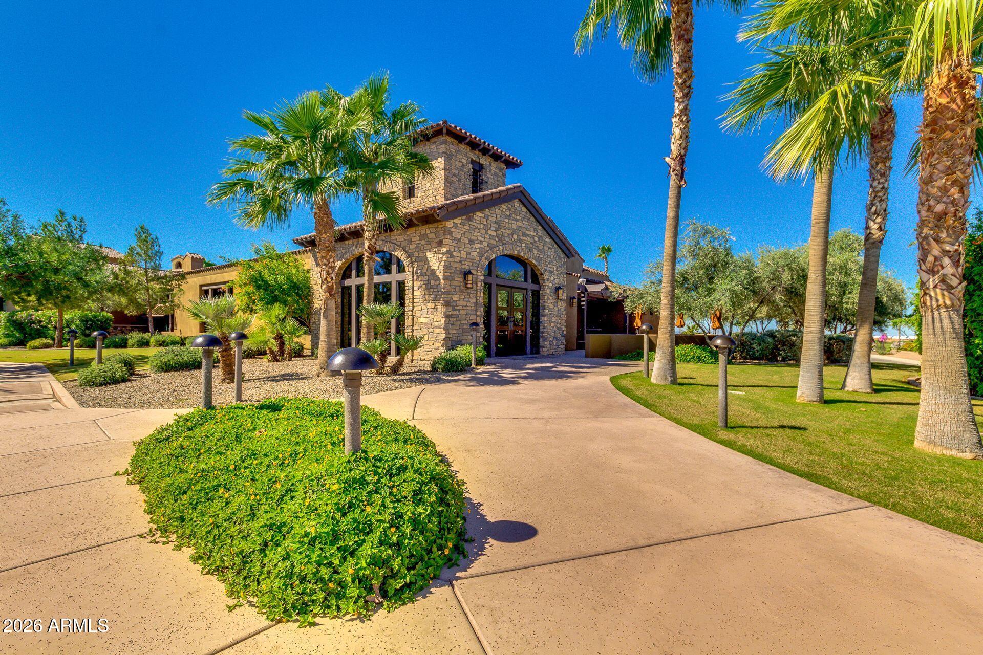 ROBSON RANCH - Residential