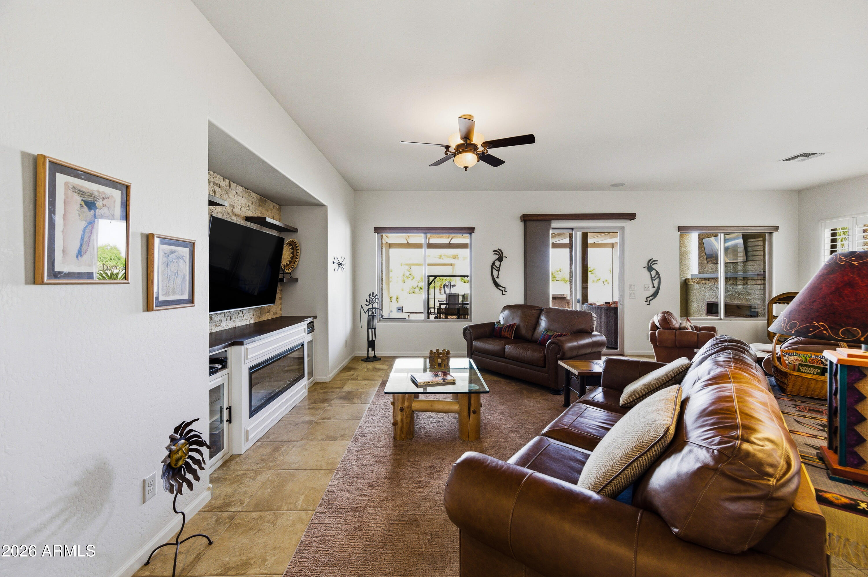 ROBSON RANCH - Residential