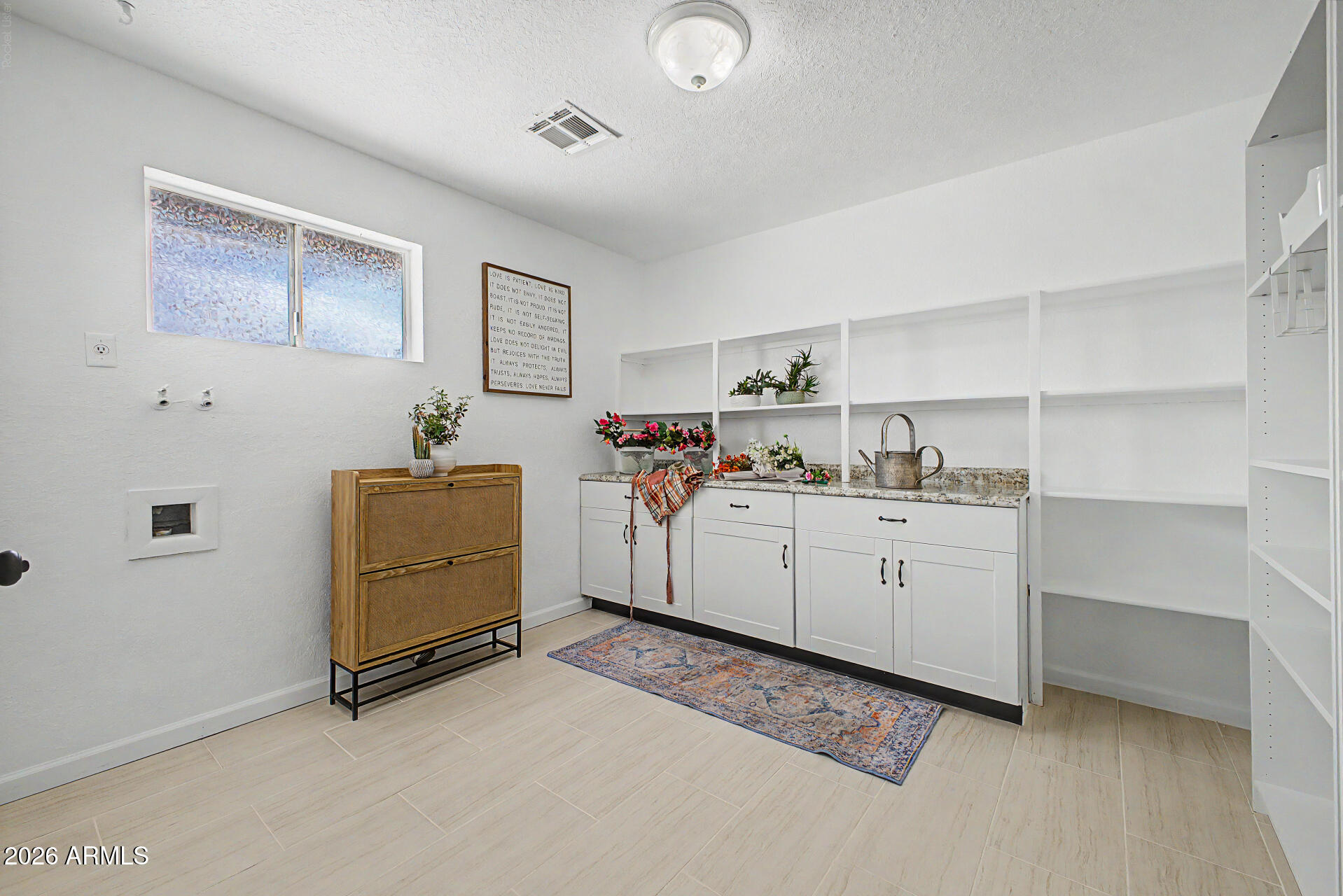 TIERRA ESTE 4 - Residential