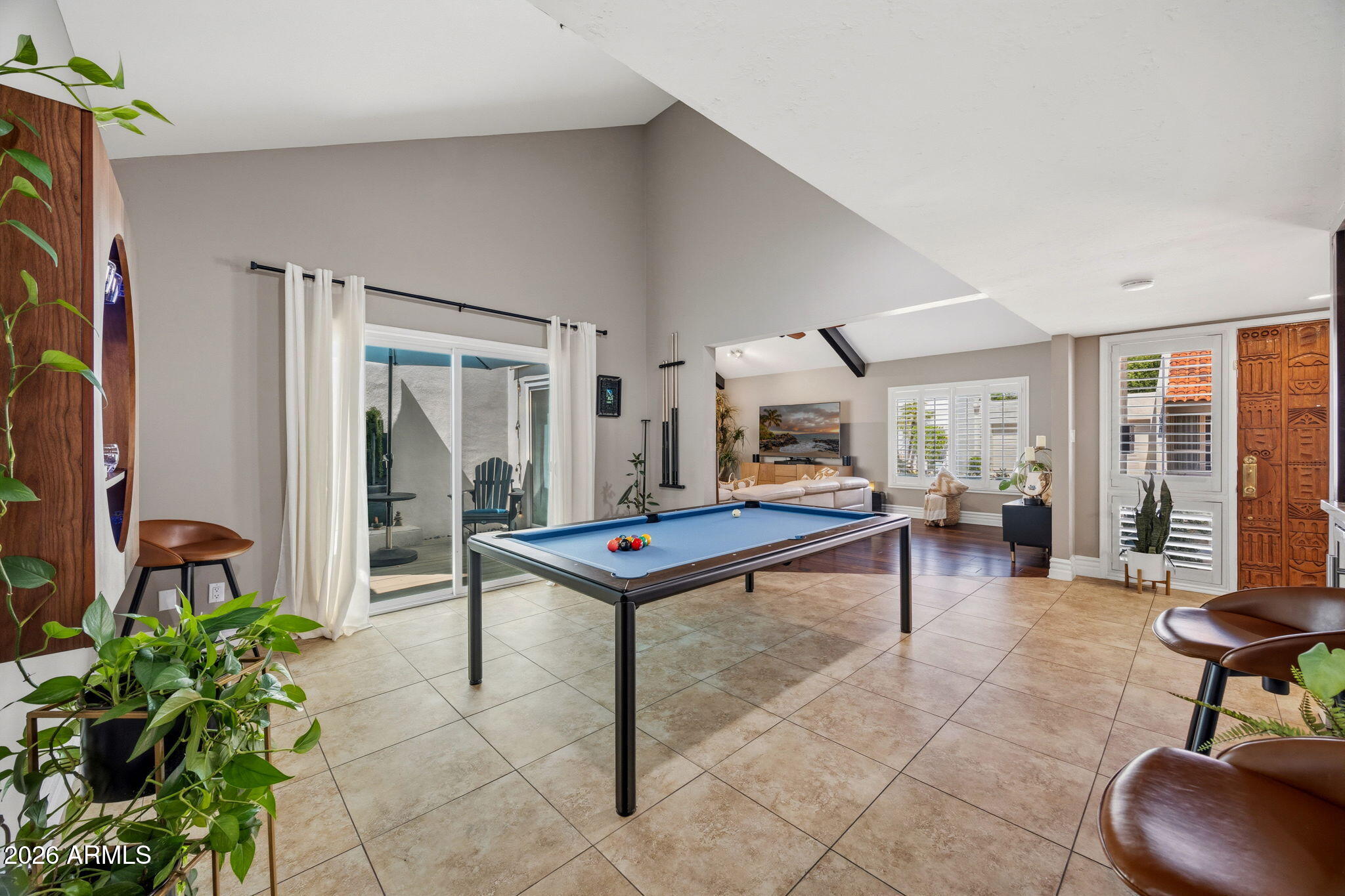 EL CAMINO HERMOSO - Residential