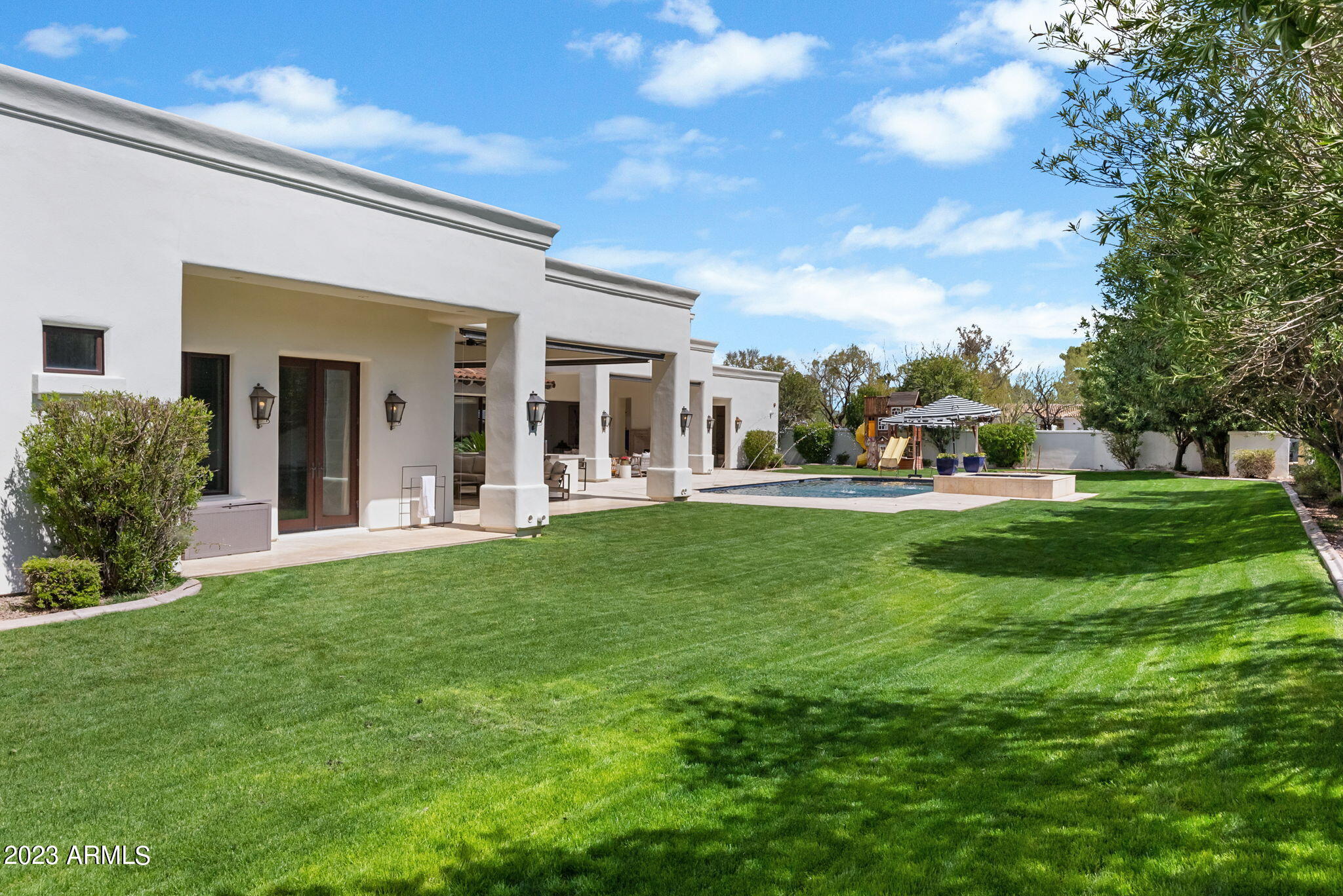 CAMELBACK COUNTRY CLUB ESTATES - Residential