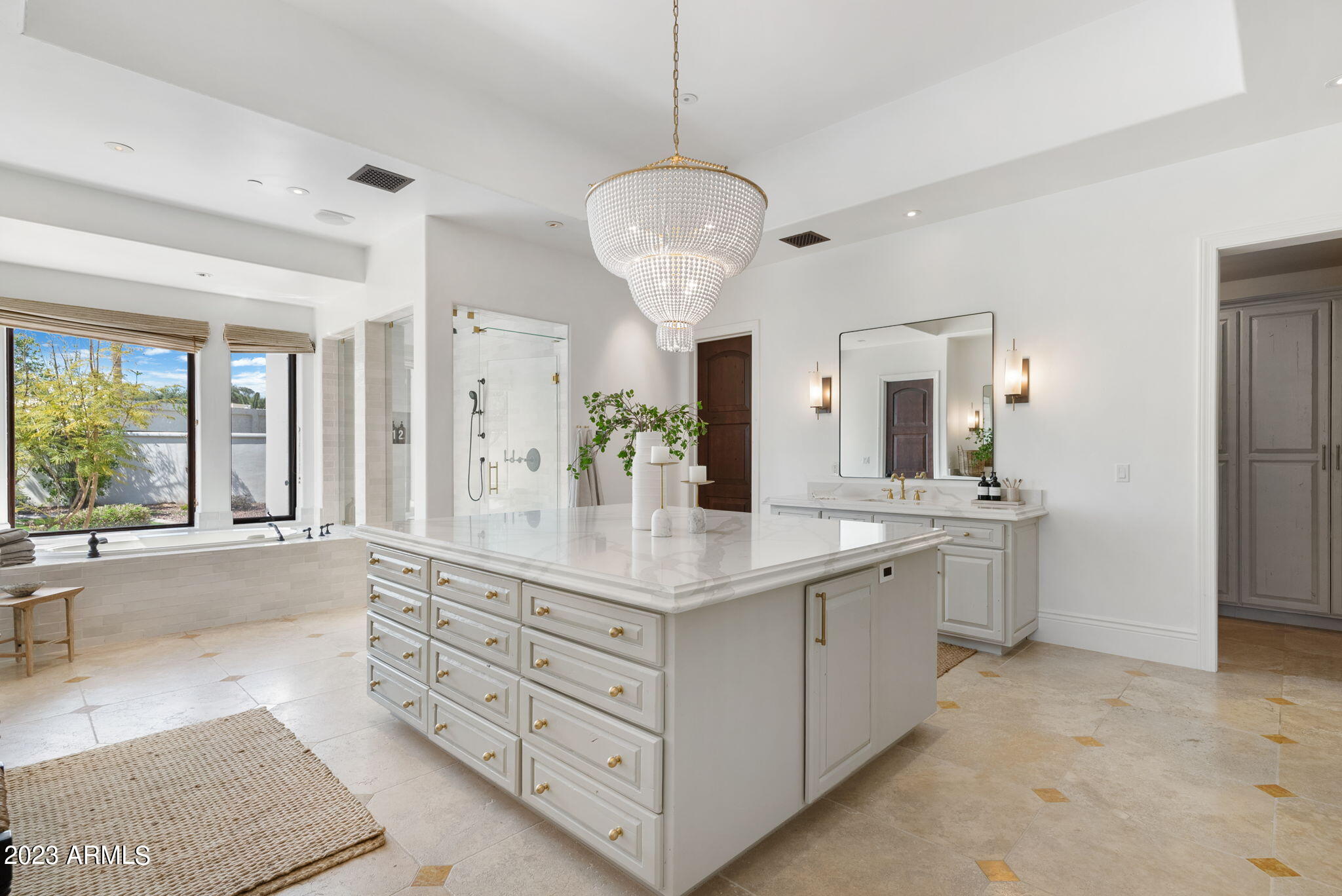 CAMELBACK COUNTRY CLUB ESTATES - Residential