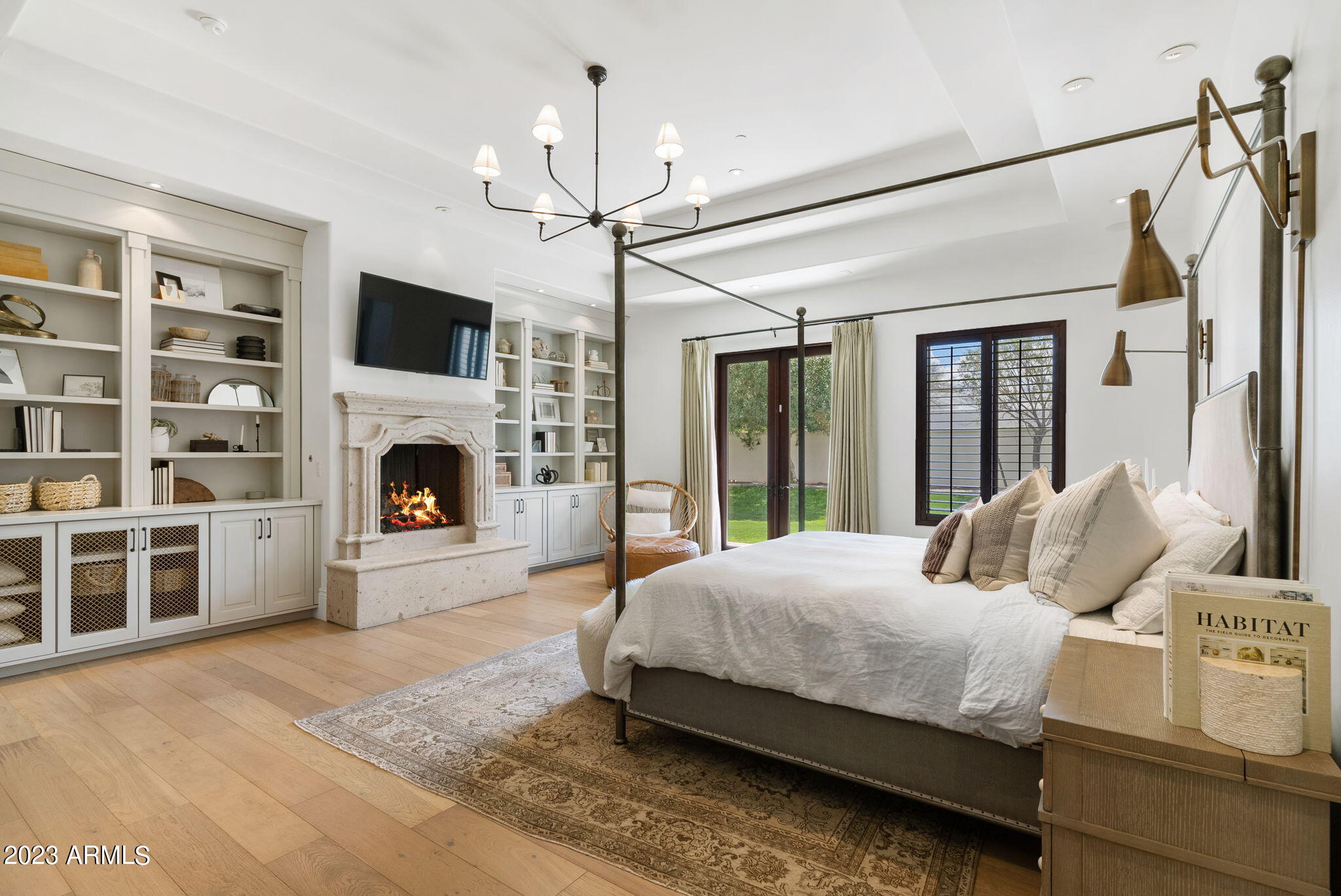CAMELBACK COUNTRY CLUB ESTATES - Residential
