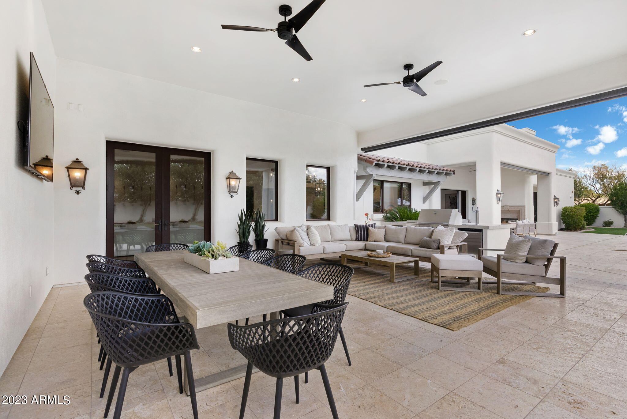 CAMELBACK COUNTRY CLUB ESTATES - Residential