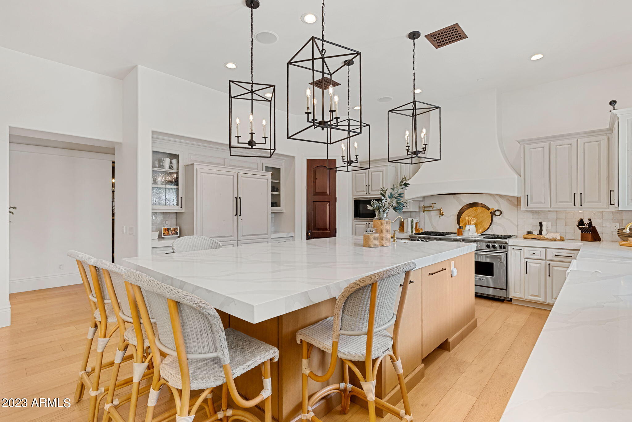 CAMELBACK COUNTRY CLUB ESTATES - Residential