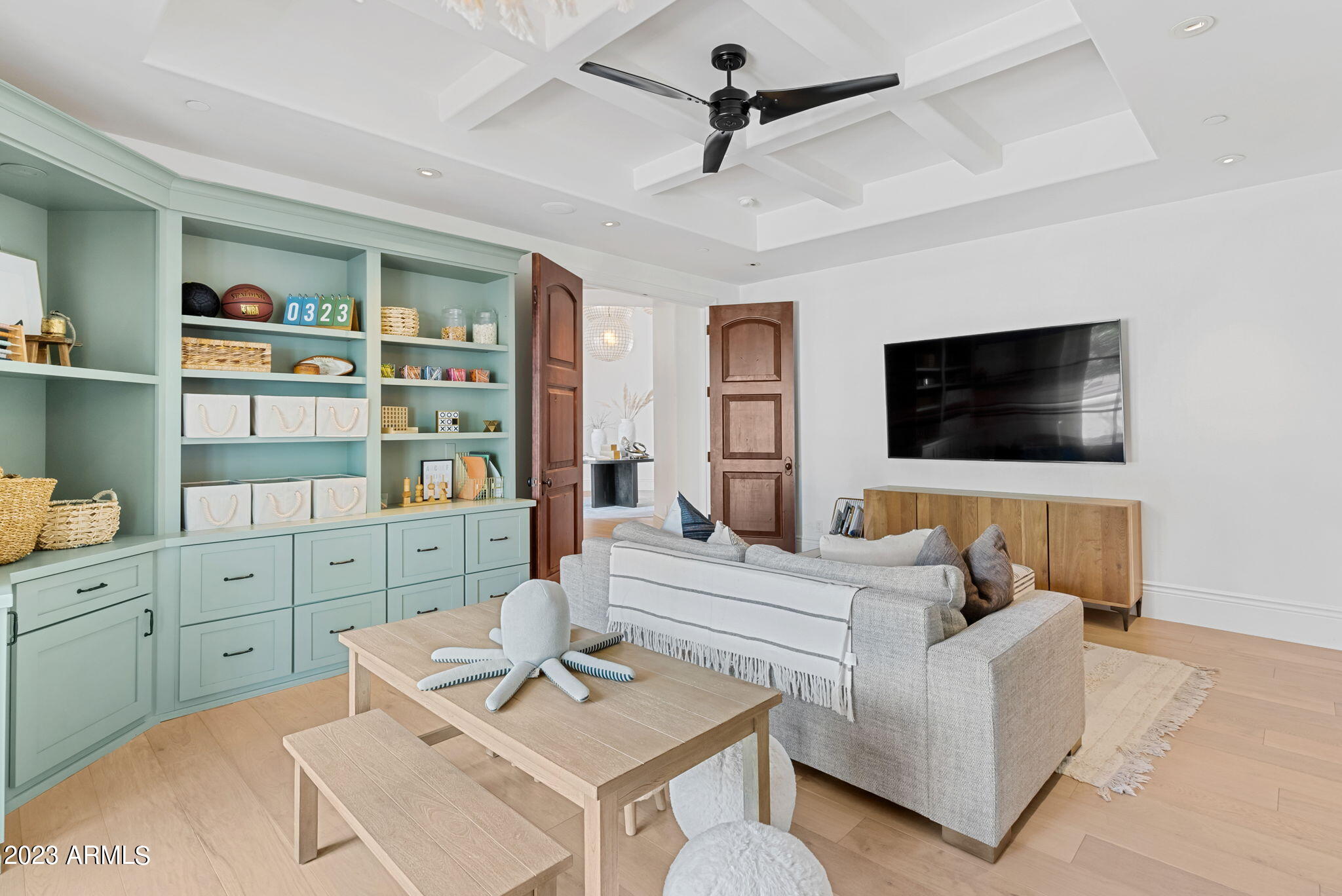 CAMELBACK COUNTRY CLUB ESTATES - Residential