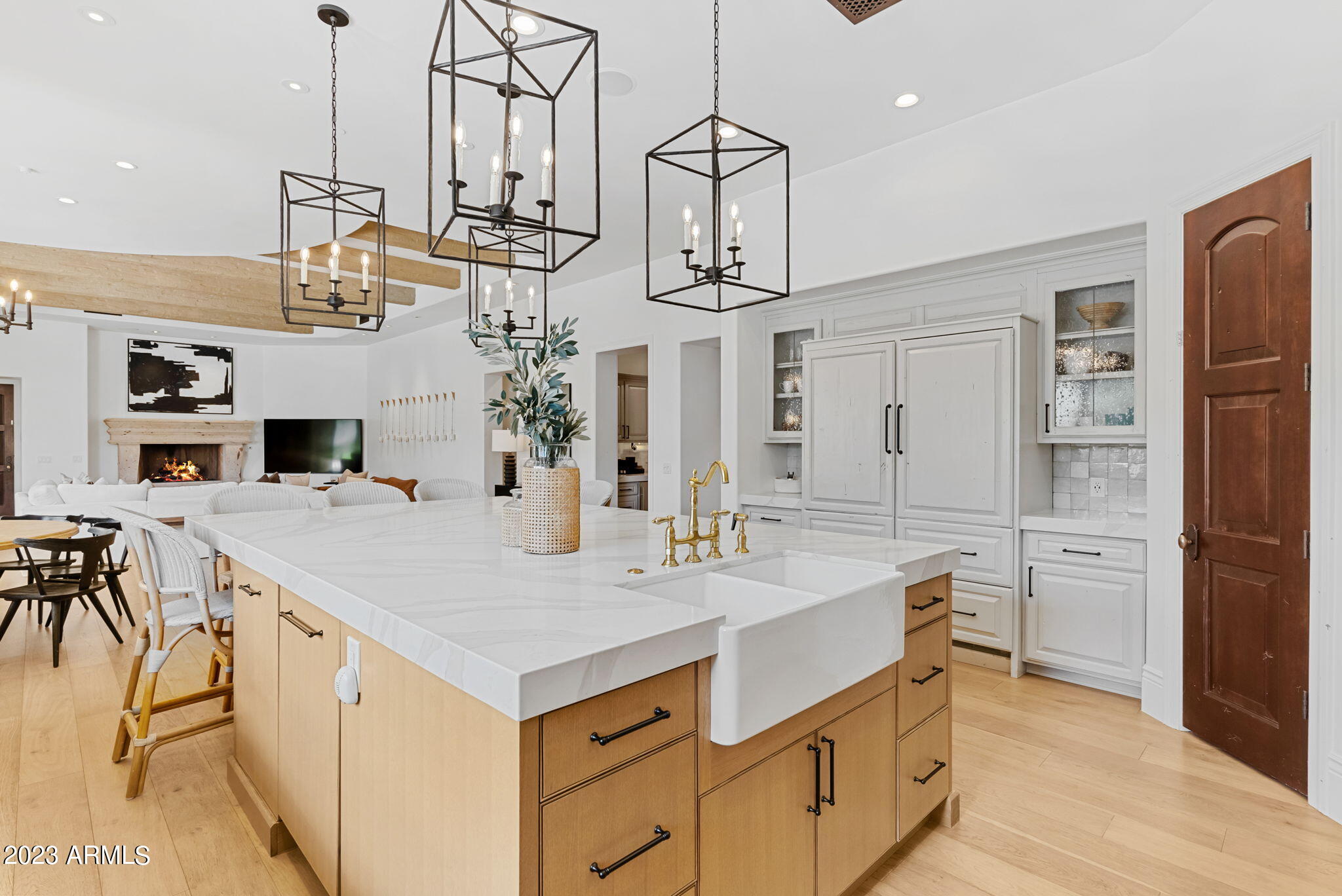 CAMELBACK COUNTRY CLUB ESTATES - Residential