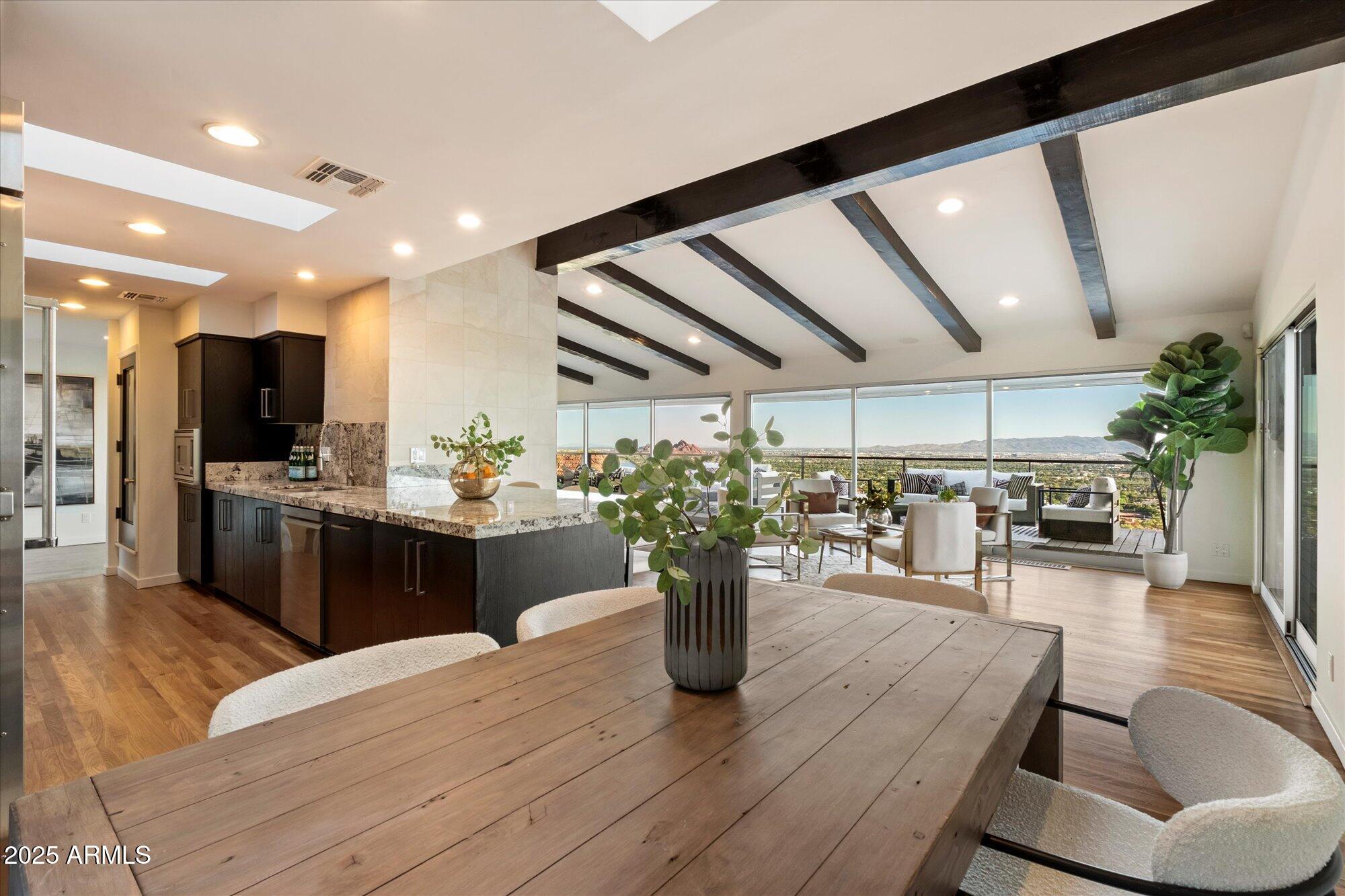 RED ROCK NORTH - Residential