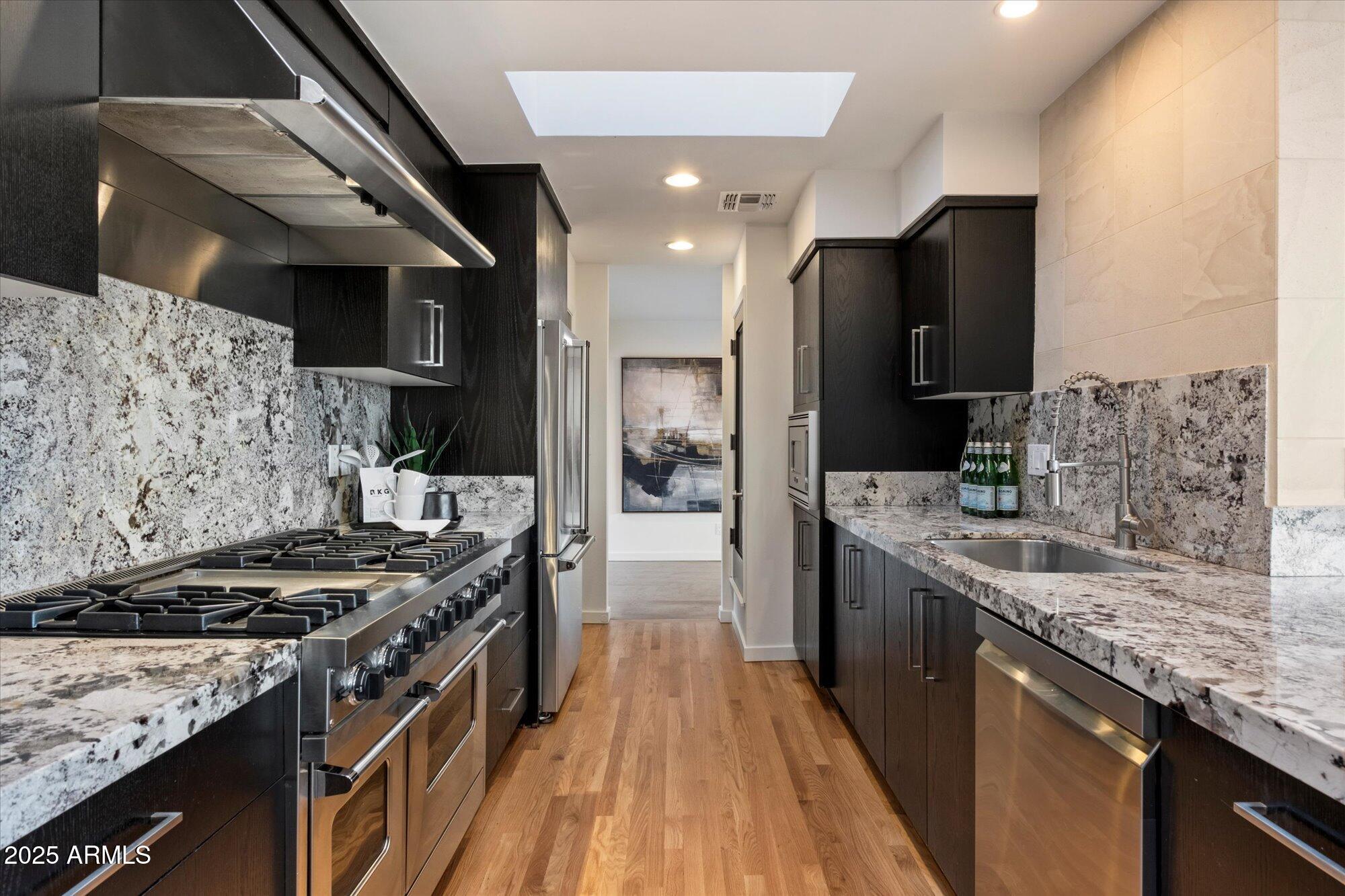 RED ROCK NORTH - Residential