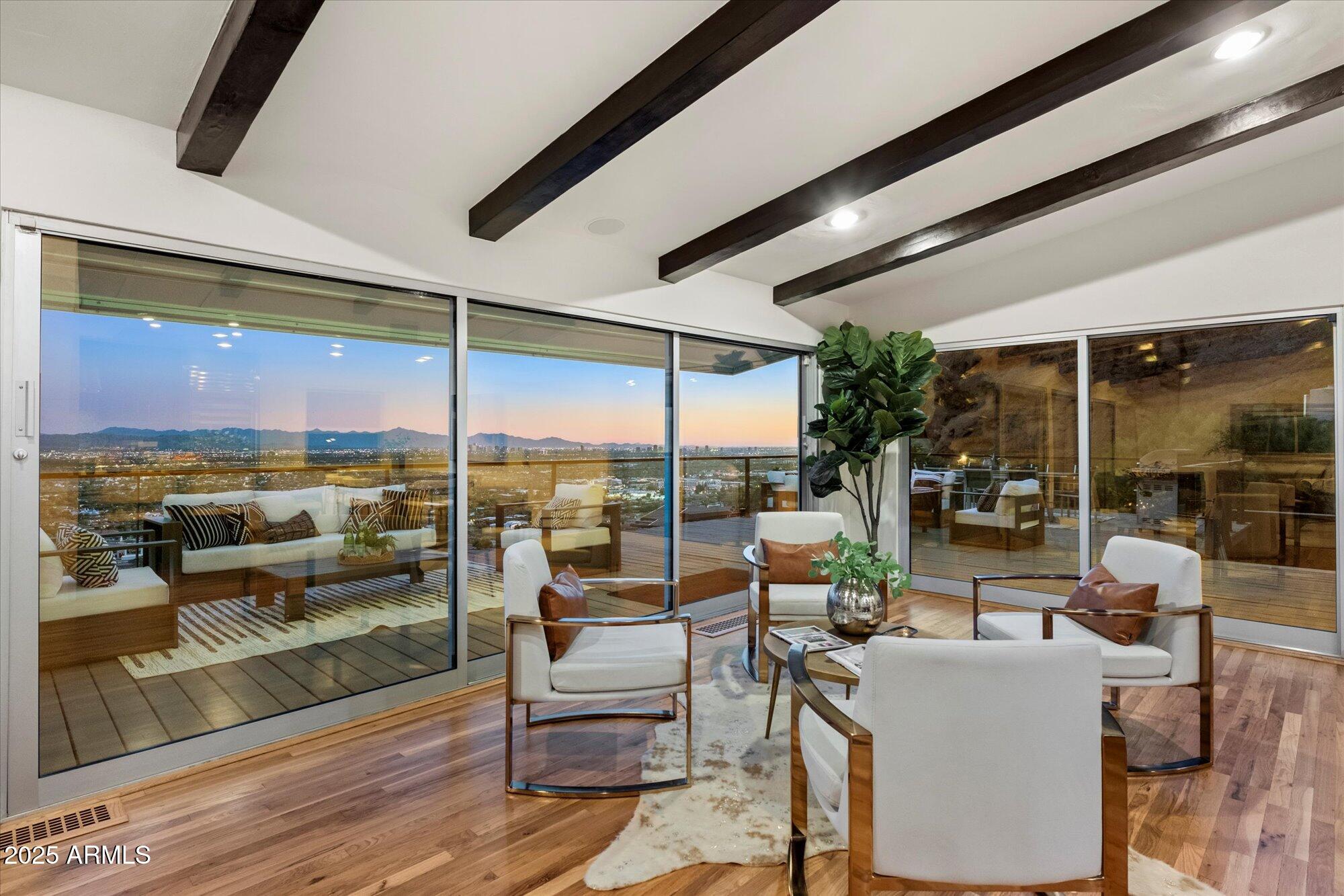 RED ROCK NORTH - Residential
