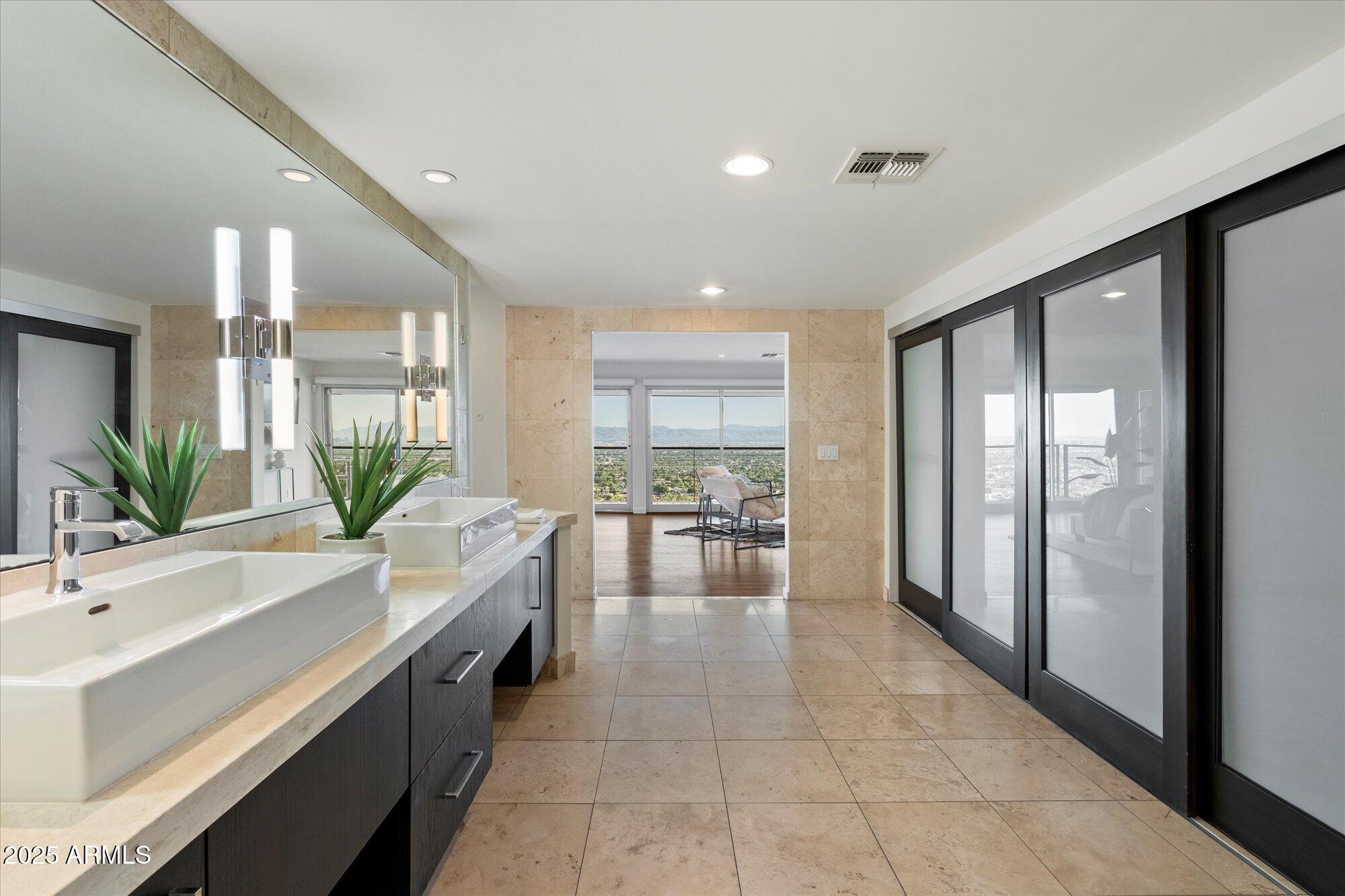 RED ROCK NORTH - Residential