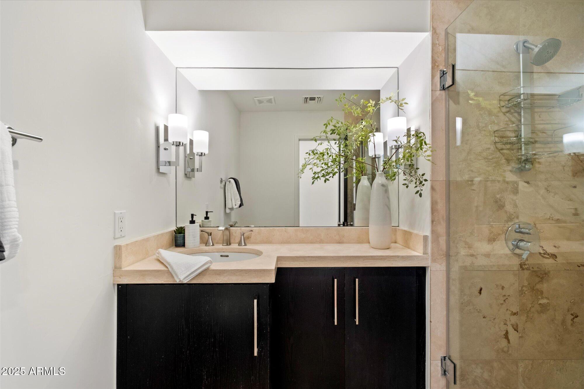 RED ROCK NORTH - Residential