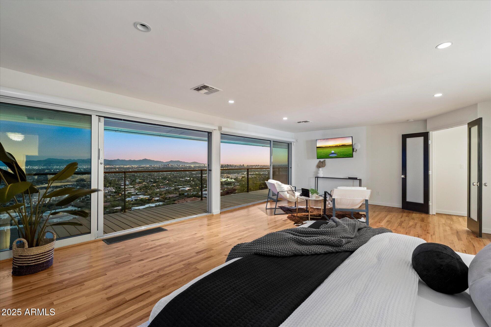RED ROCK NORTH - Residential