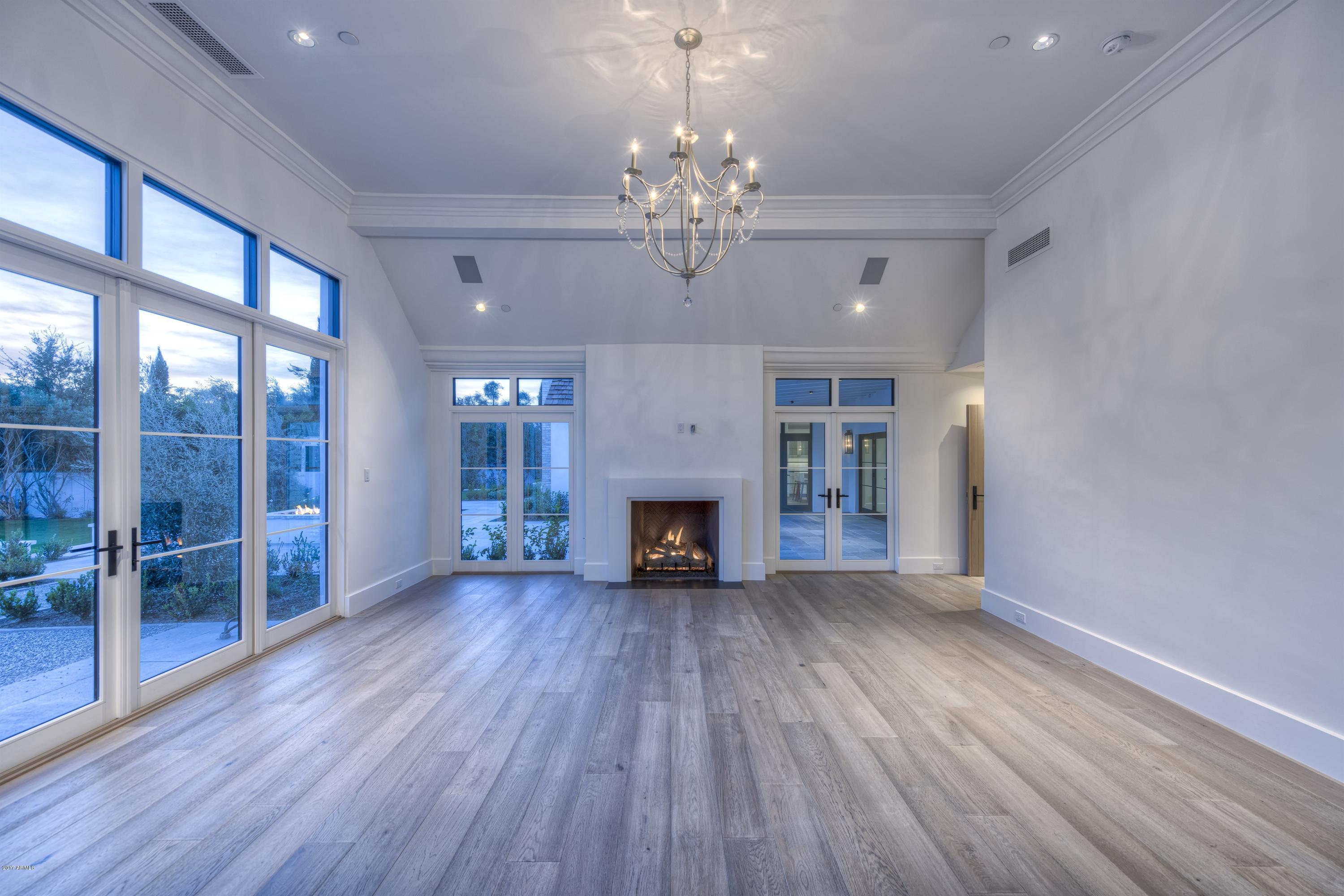 ARCADIA REPLAT - Residential
