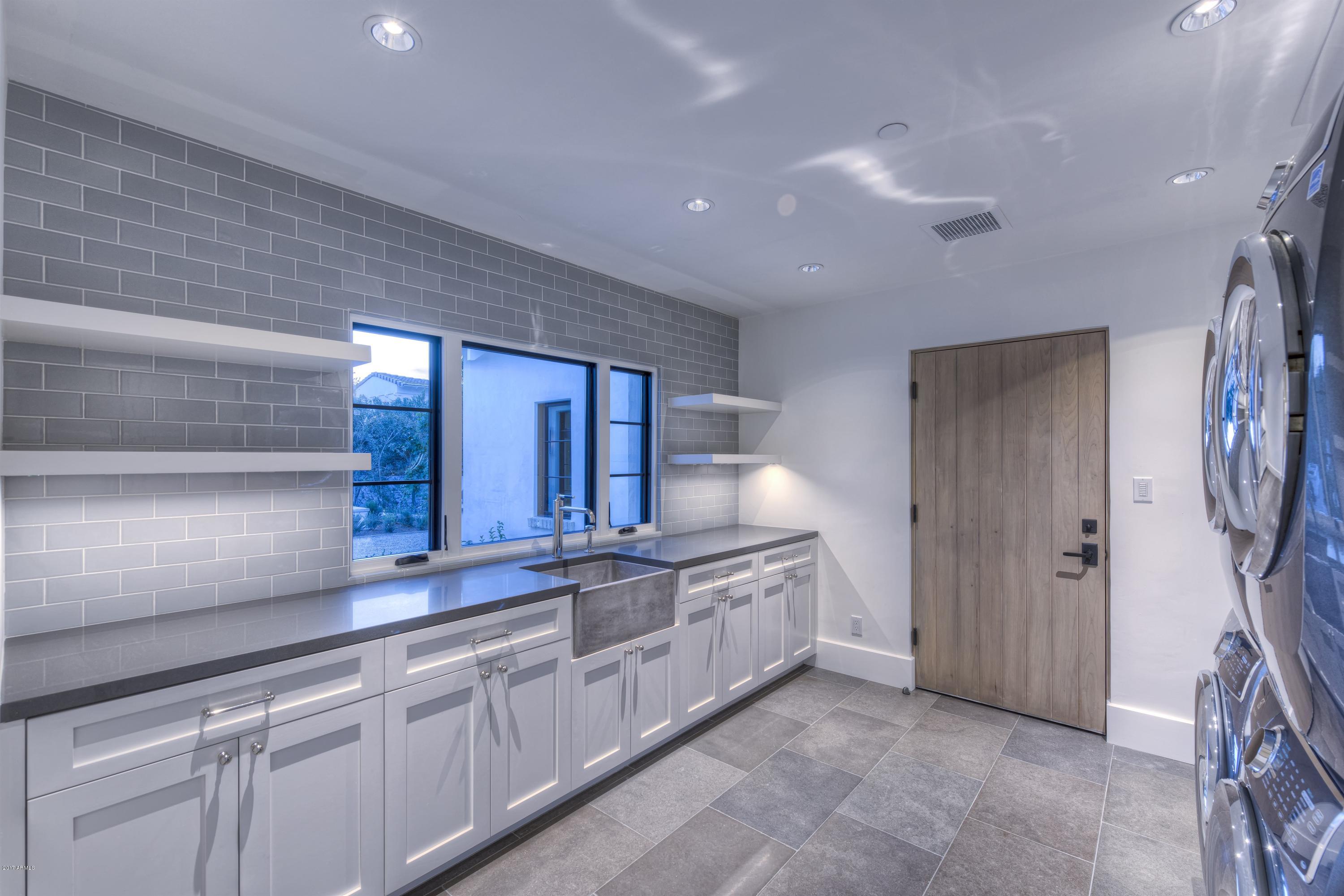 ARCADIA REPLAT - Residential