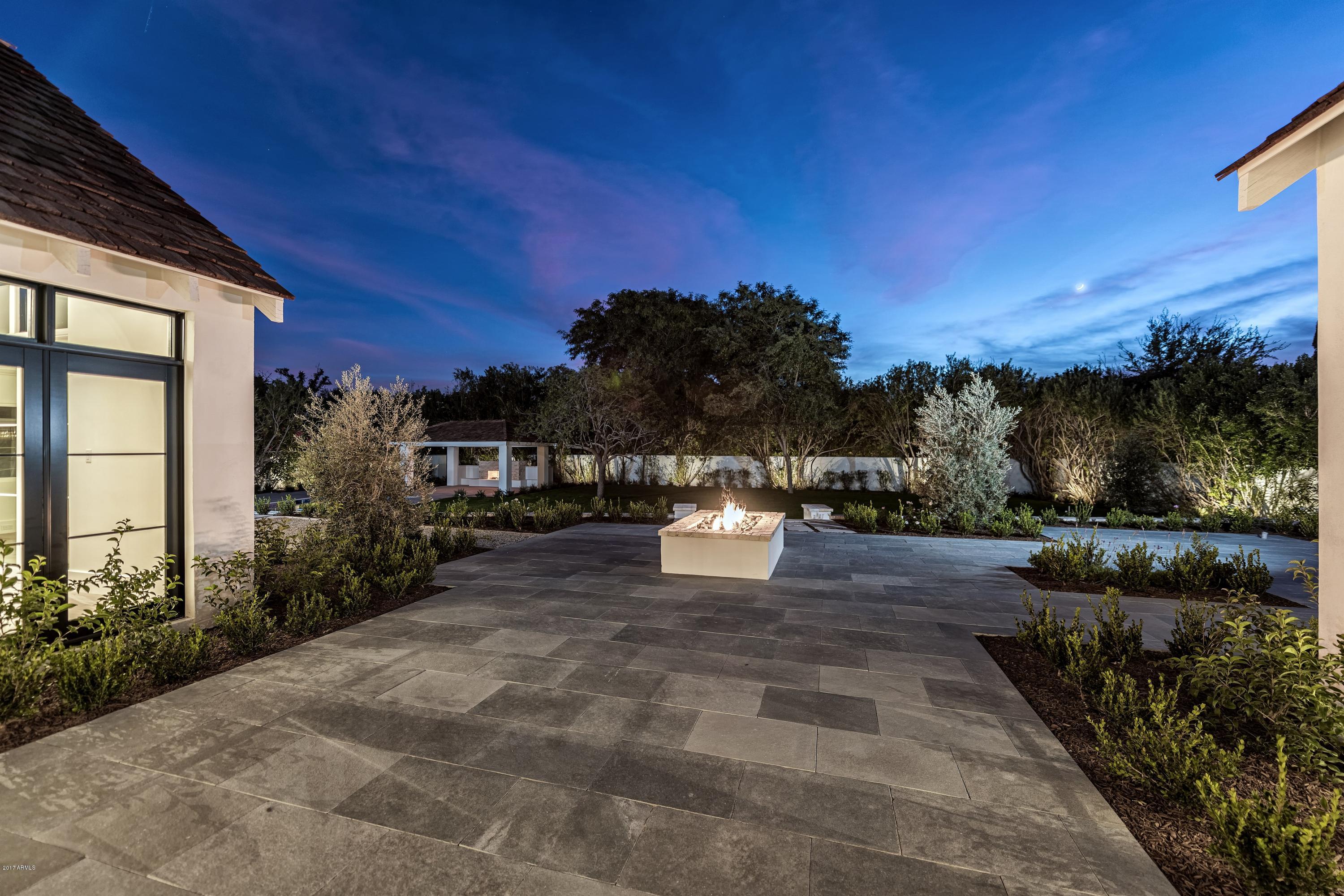 ARCADIA REPLAT - Residential