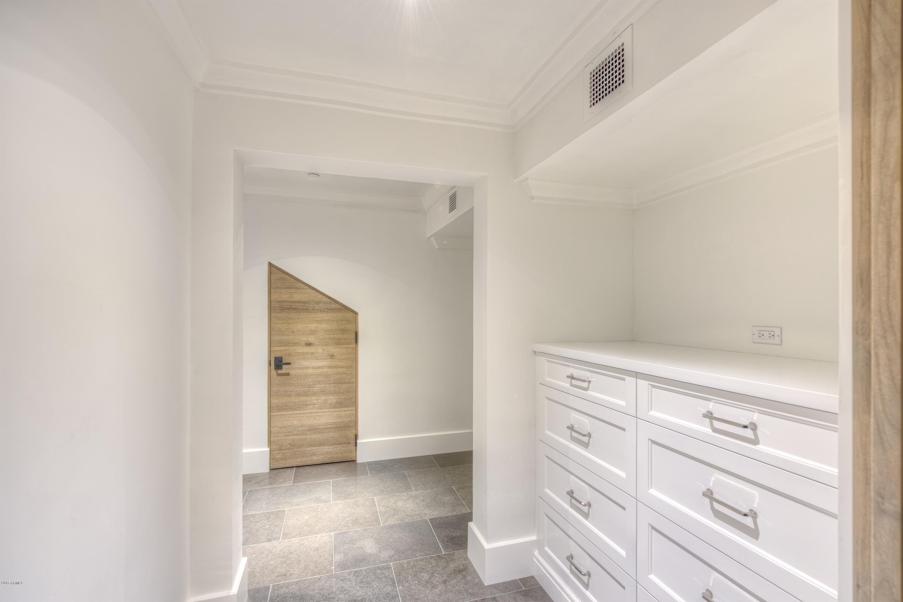 ARCADIA REPLAT - Residential