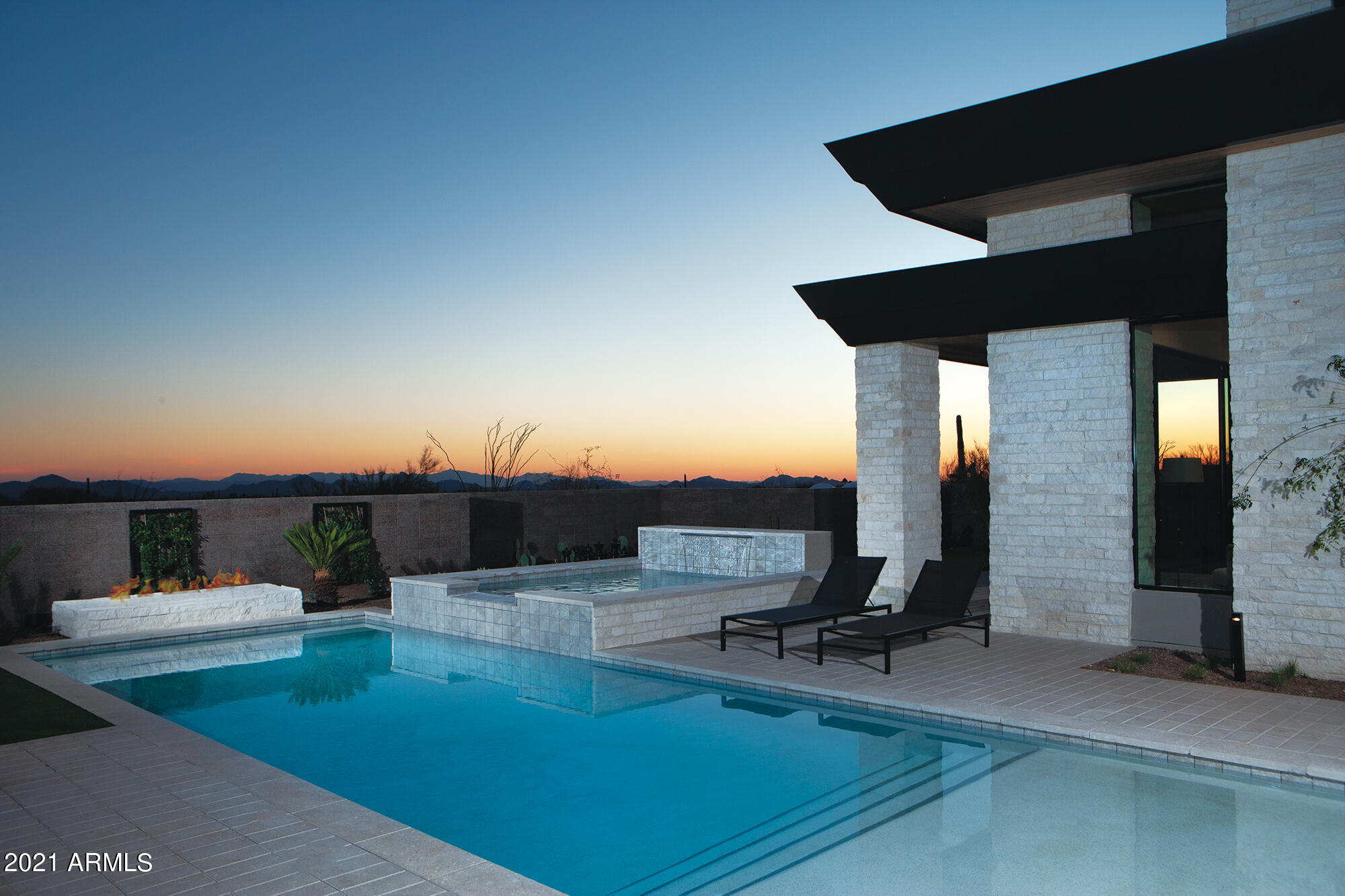 Solitude 
HV91 - Residential