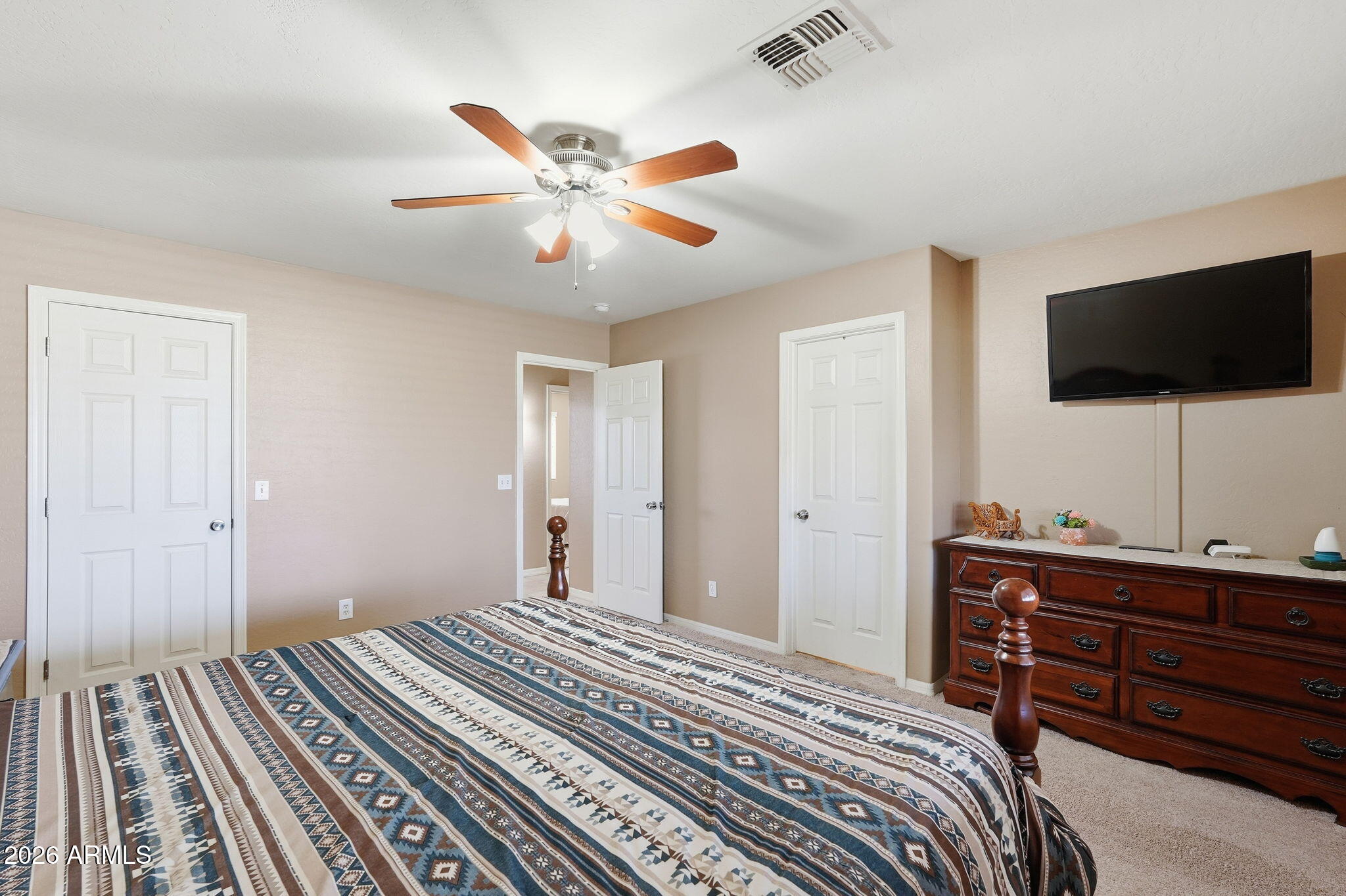 COM @ NW COR OF SEC 30-5S-9E TH S-1D E-1664.17 TH - Residential