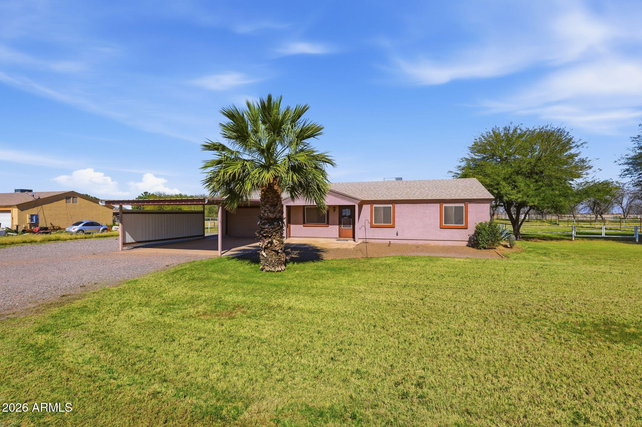 COM @ NW COR OF SEC 30-5S-9E TH S-1D E-1664.17 TH - Residential
