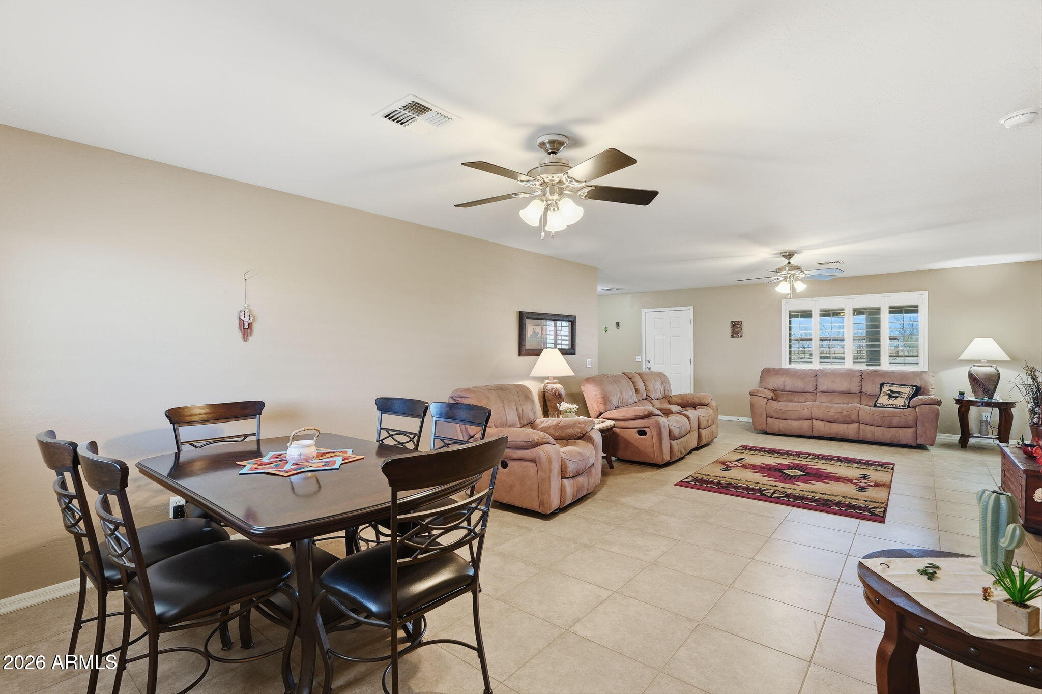 COM @ NW COR OF SEC 30-5S-9E TH S-1D E-1664.17 TH - Residential