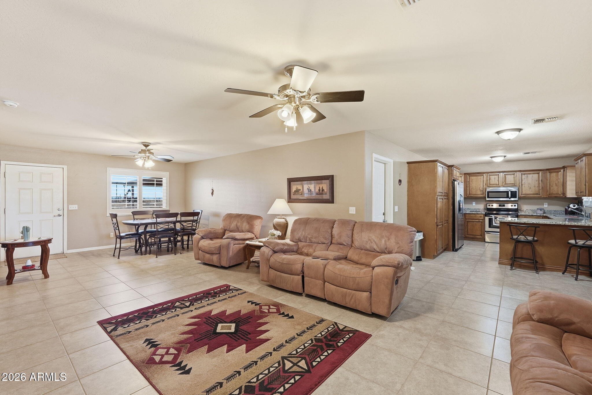 COM @ NW COR OF SEC 30-5S-9E TH S-1D E-1664.17 TH - Residential