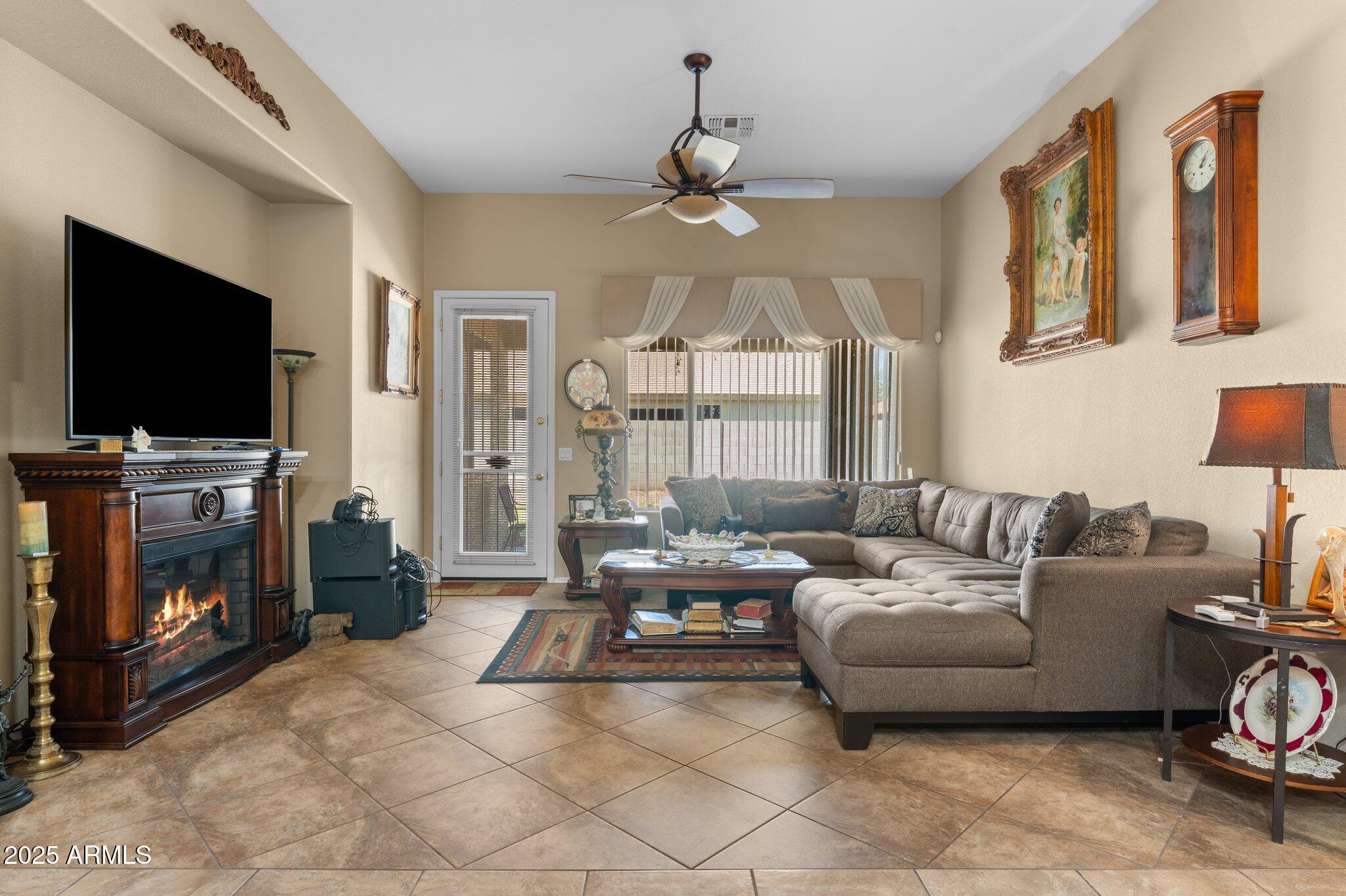 ROYAL RANCH UNIT 2 PARCEL 5 - Residential