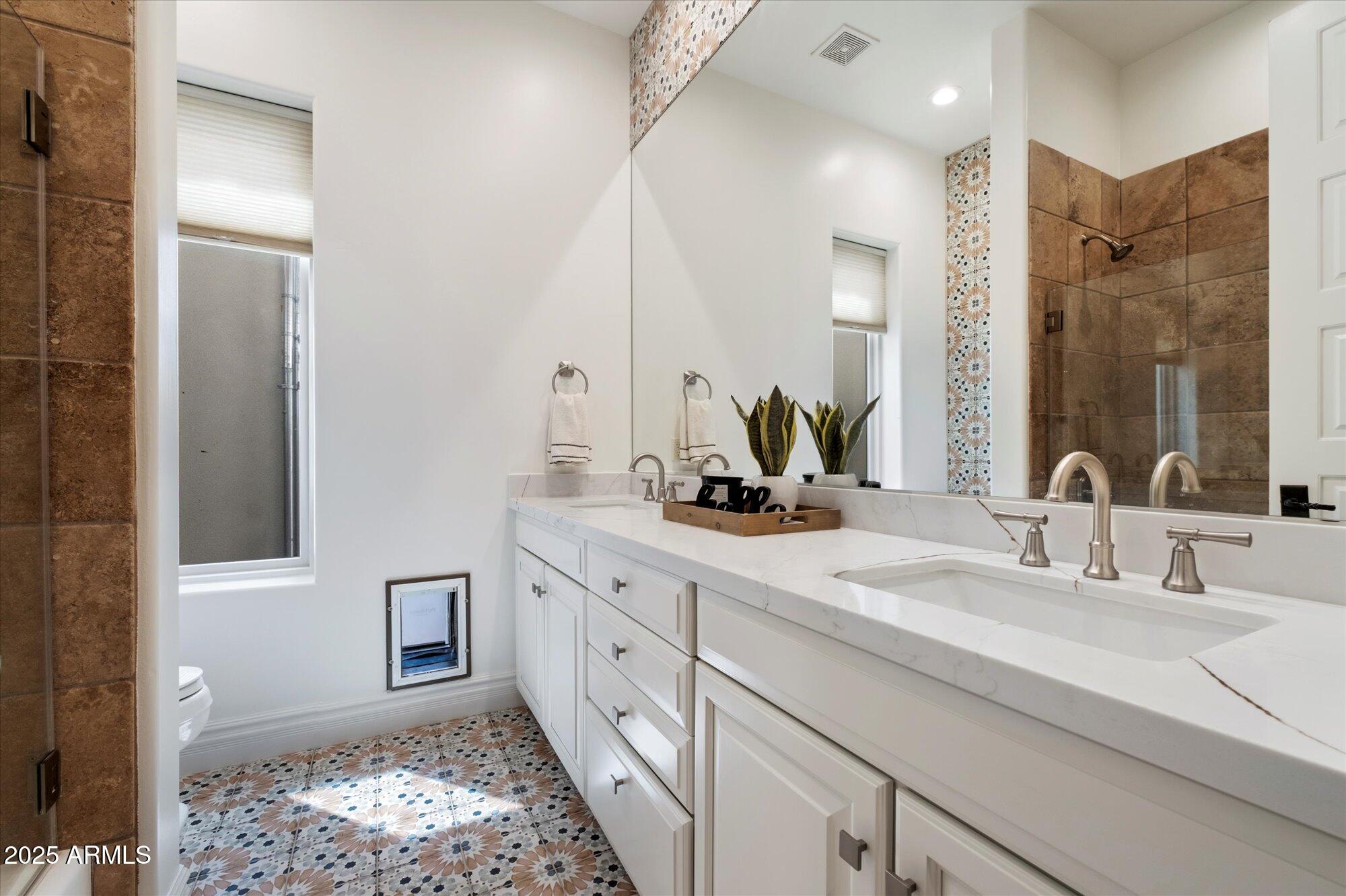FOOTHILLS RANCHOS - Residential
