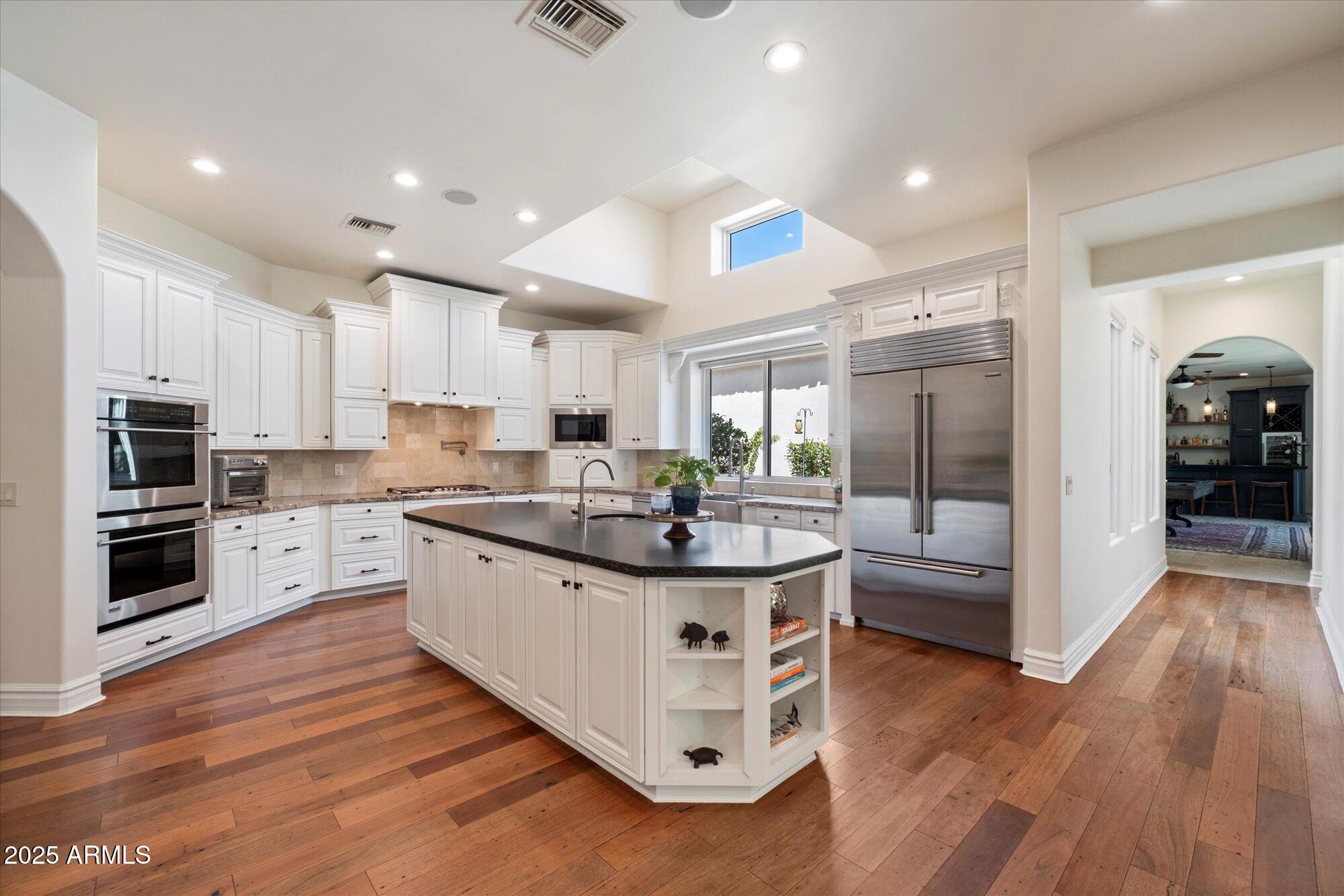 FOOTHILLS RANCHOS - Residential