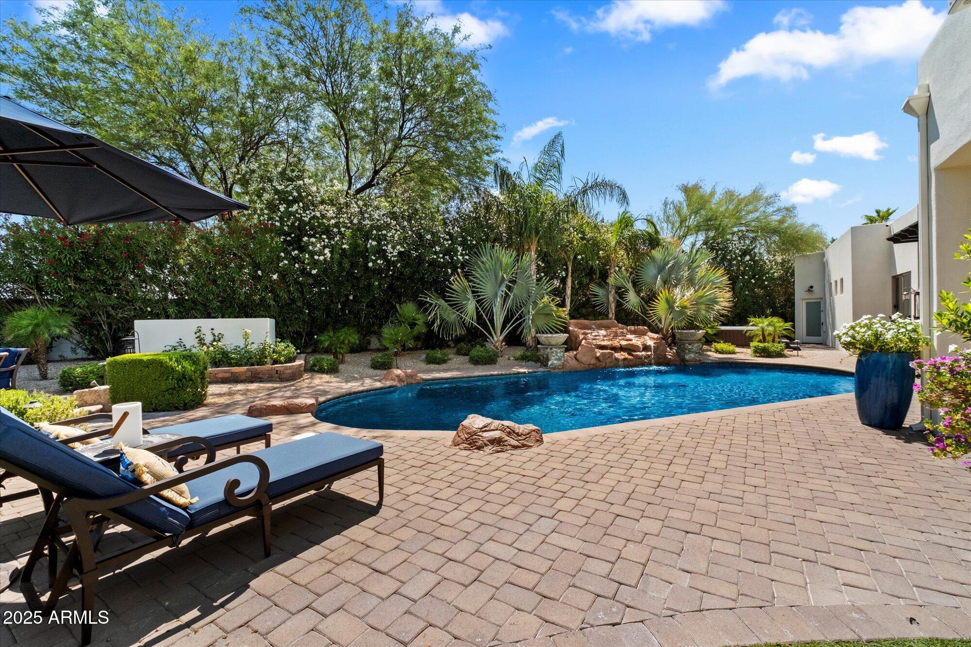 FOOTHILLS RANCHOS - Residential