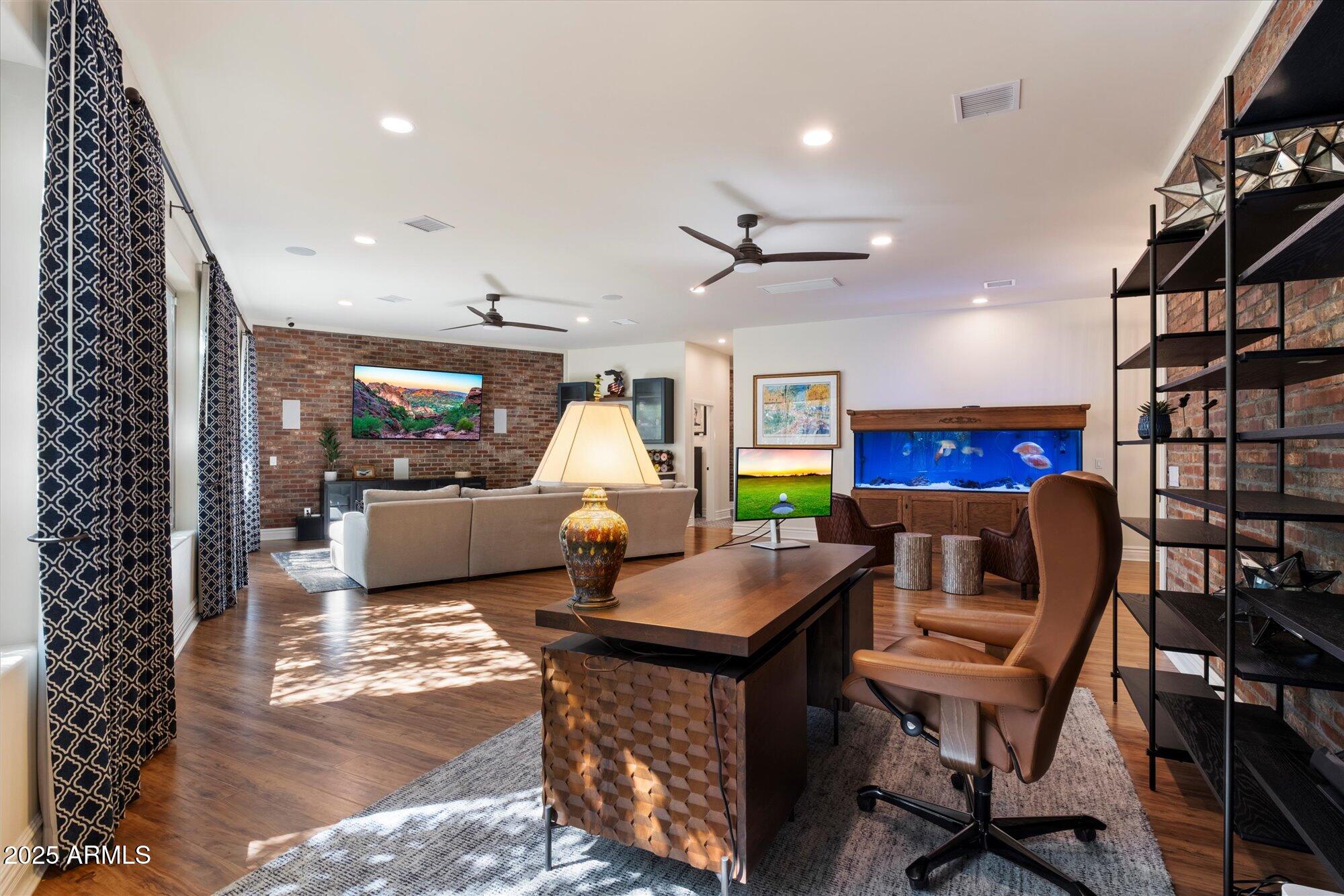 FOOTHILLS RANCHOS - Residential