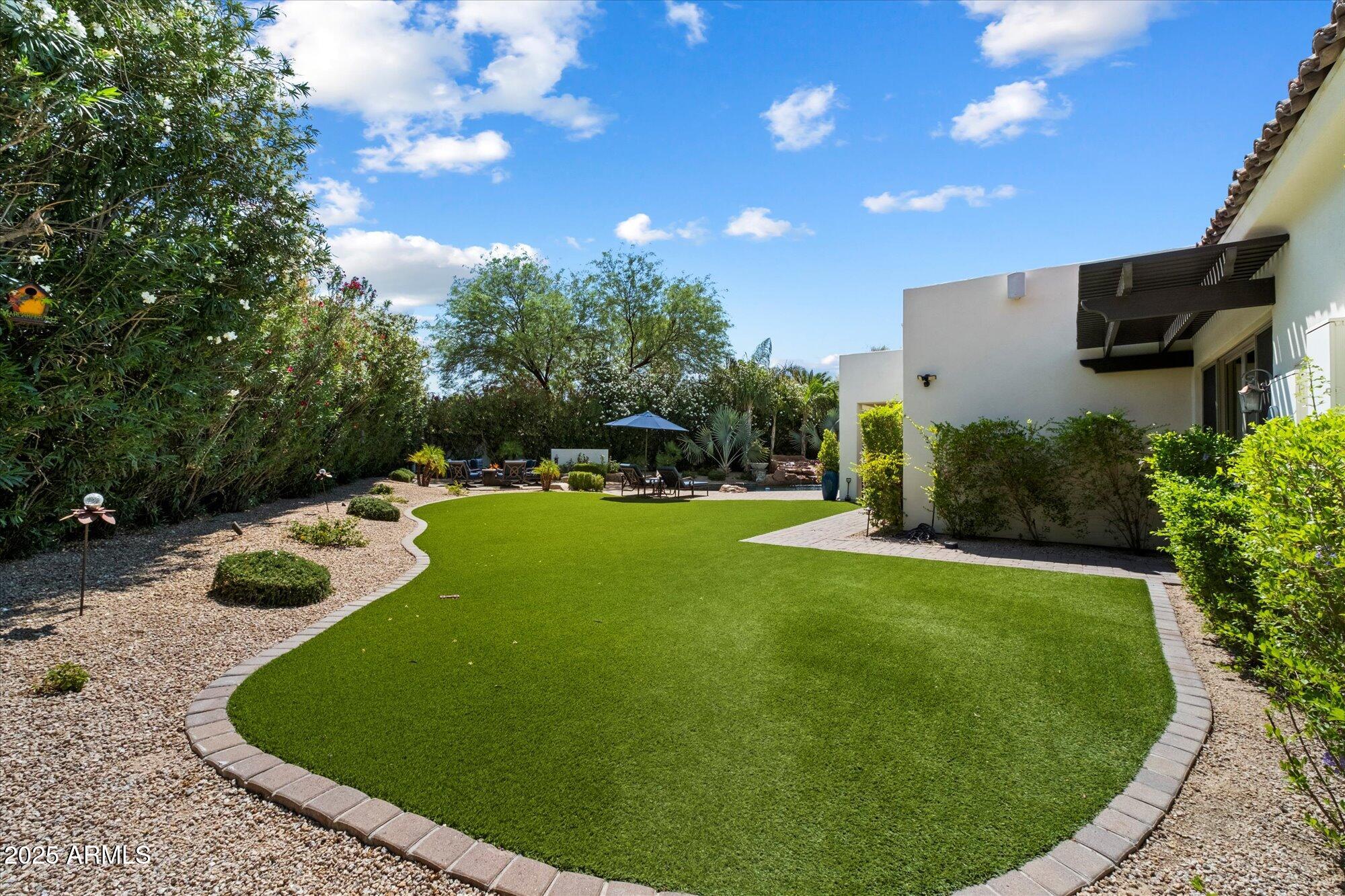 FOOTHILLS RANCHOS - Residential