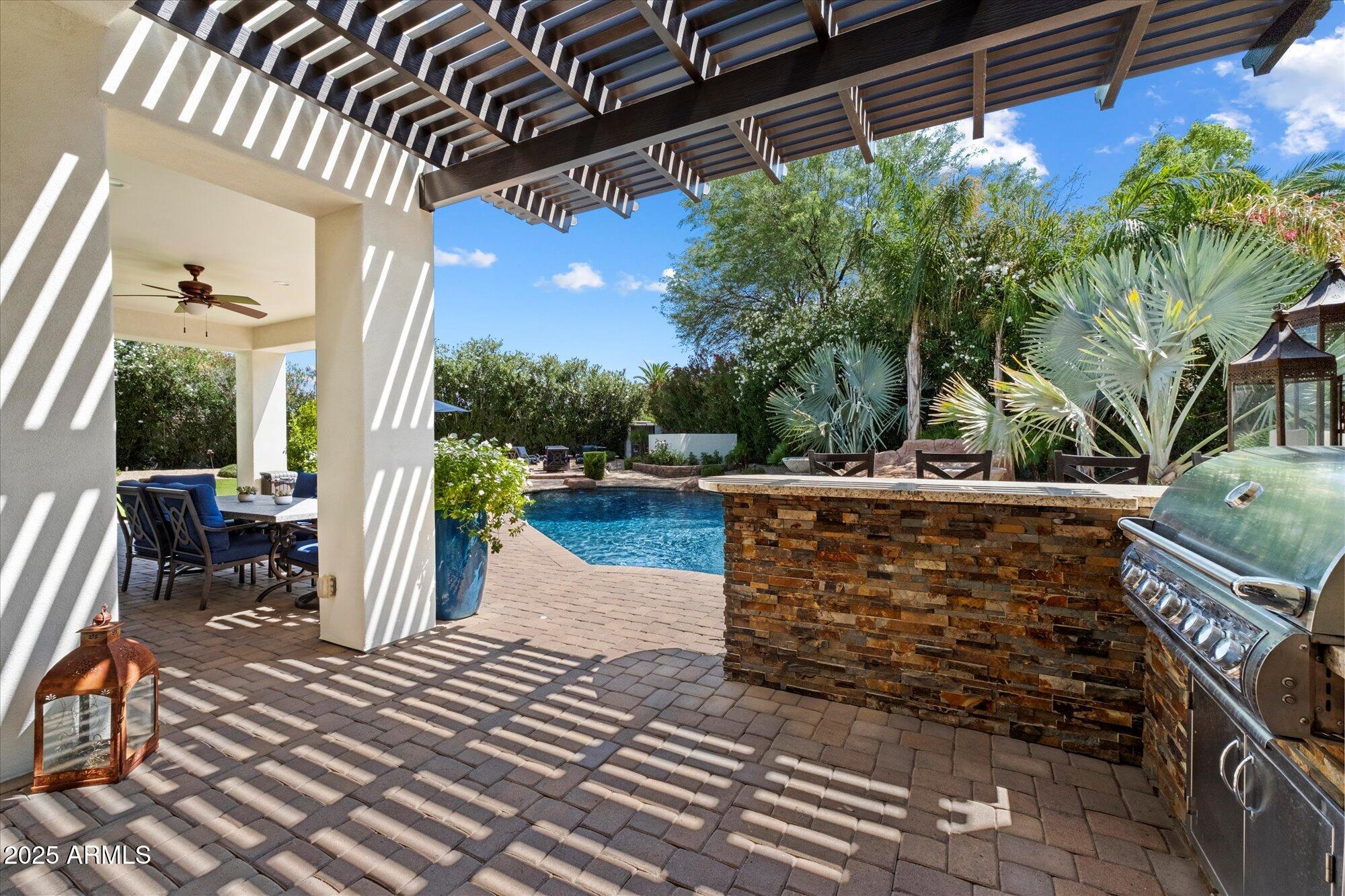 FOOTHILLS RANCHOS - Residential