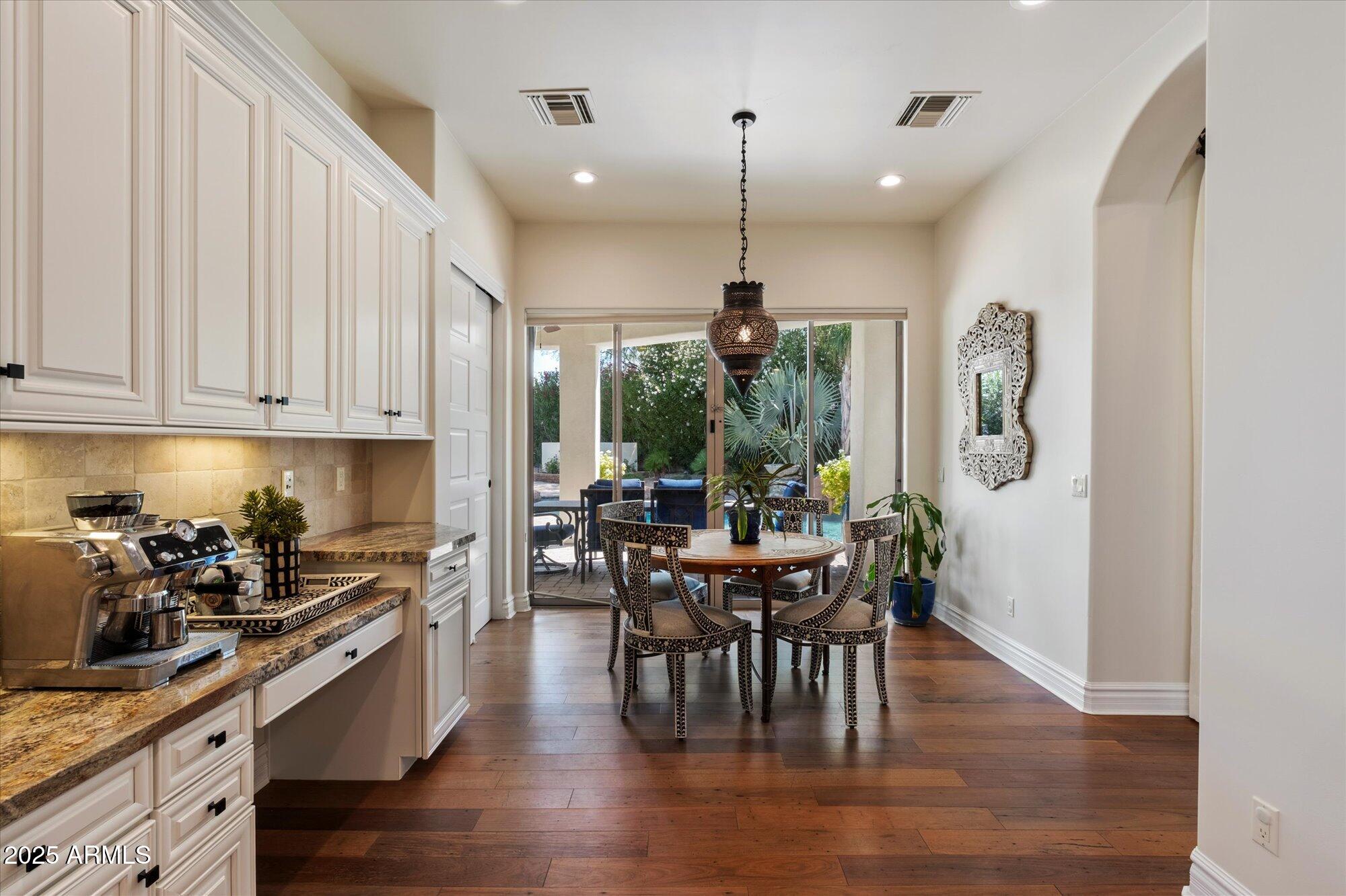 FOOTHILLS RANCHOS - Residential