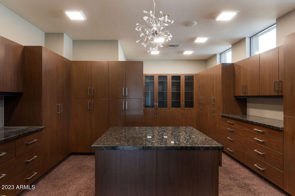 LA TIERRA ESTATES AMD - Residential
