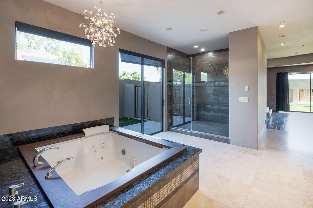 LA TIERRA ESTATES AMD - Residential