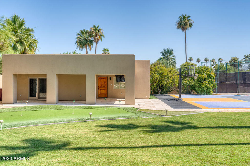 LA TIERRA ESTATES AMD - Residential