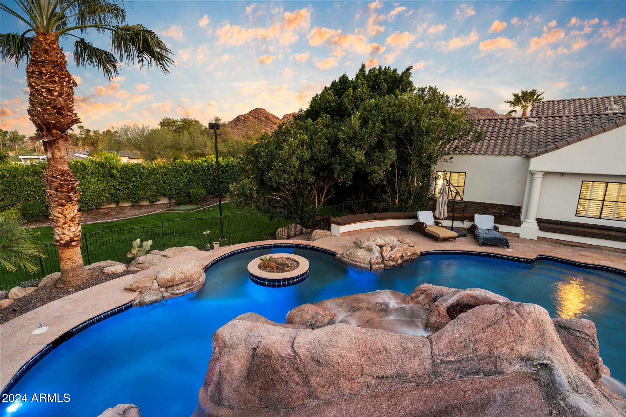 HEAVILIN'S HABITAT LOT 1 2 - Residential