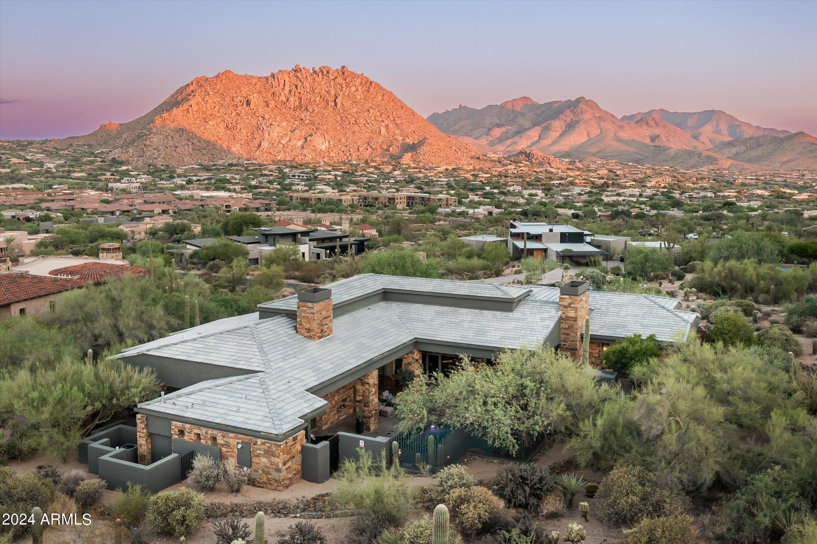 ESTANCIA - Residential
