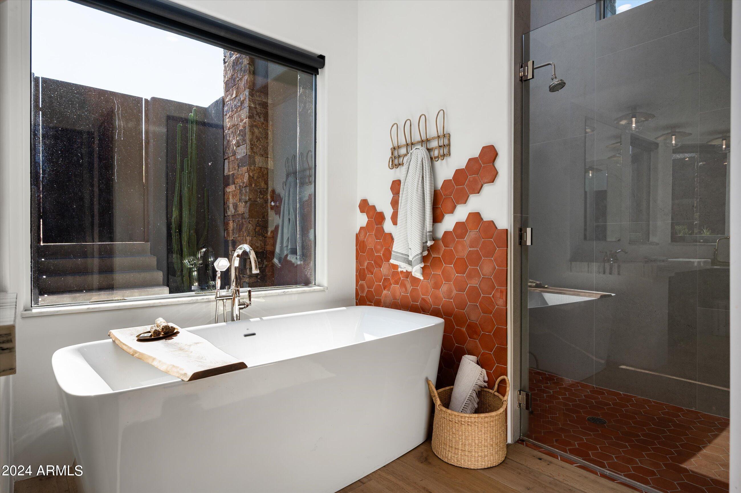 ESTANCIA - Residential