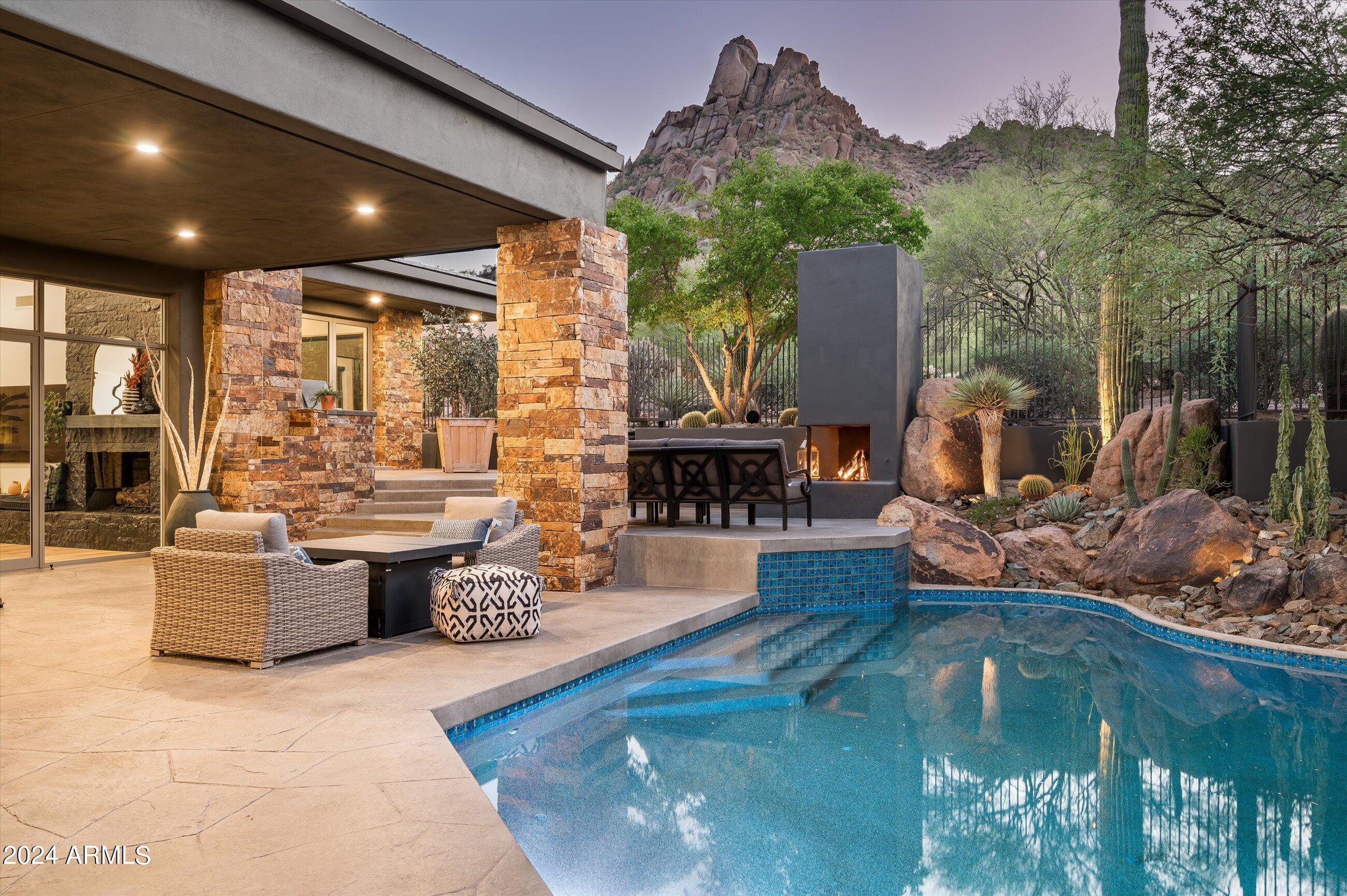 ESTANCIA - Residential
