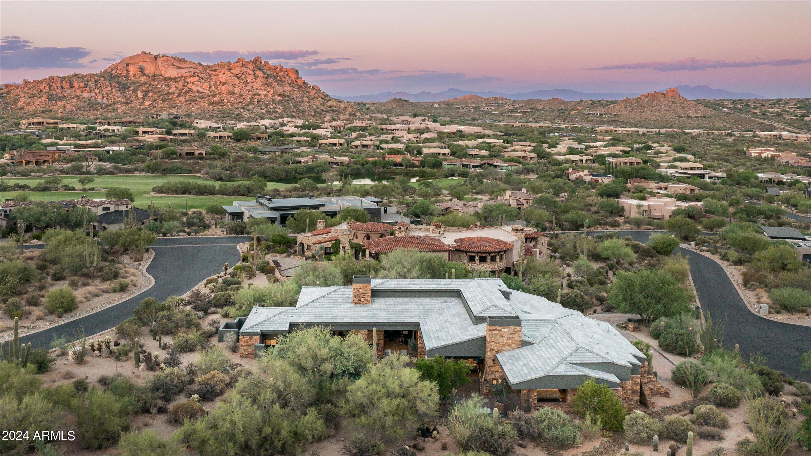 ESTANCIA - Residential