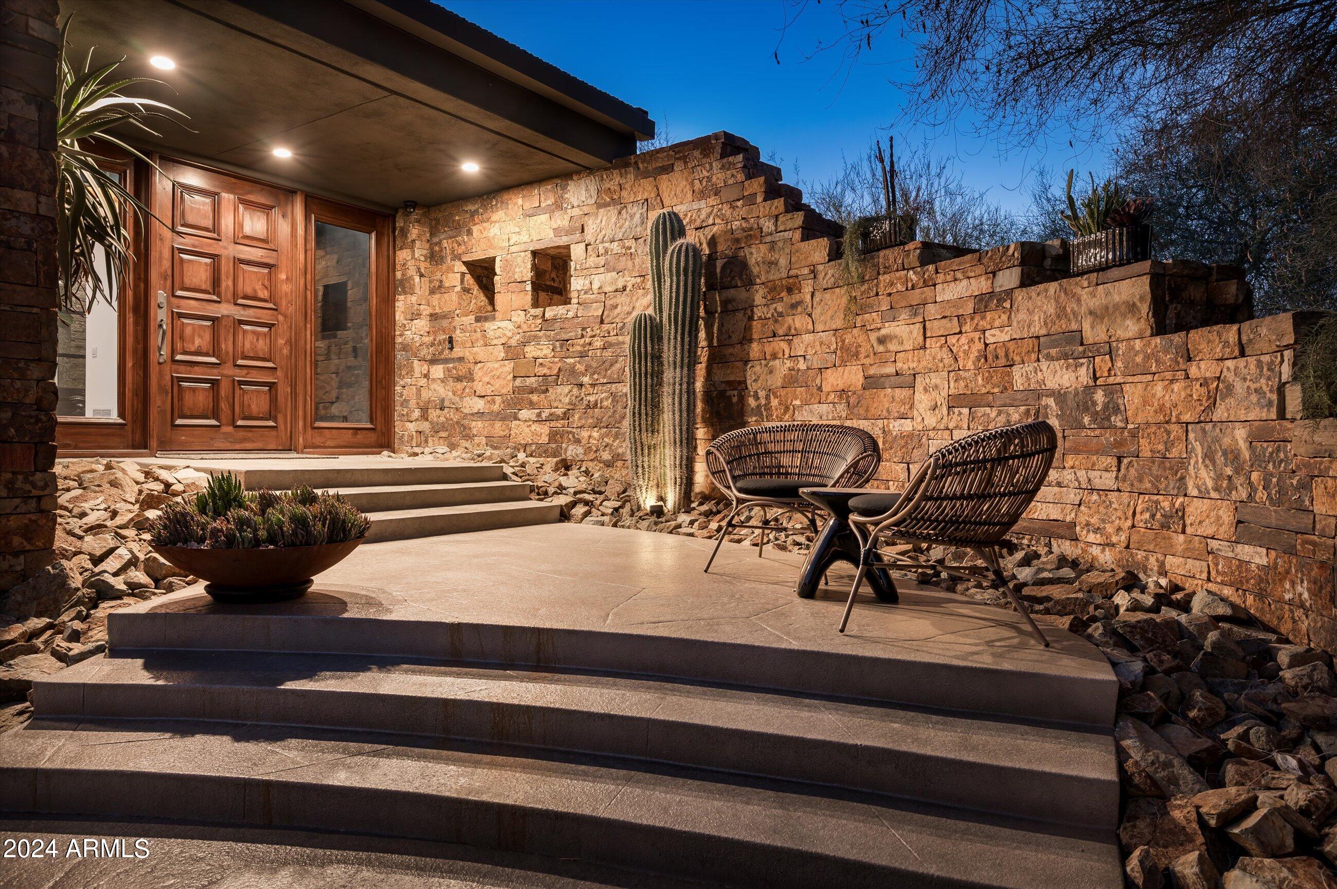 ESTANCIA - Residential