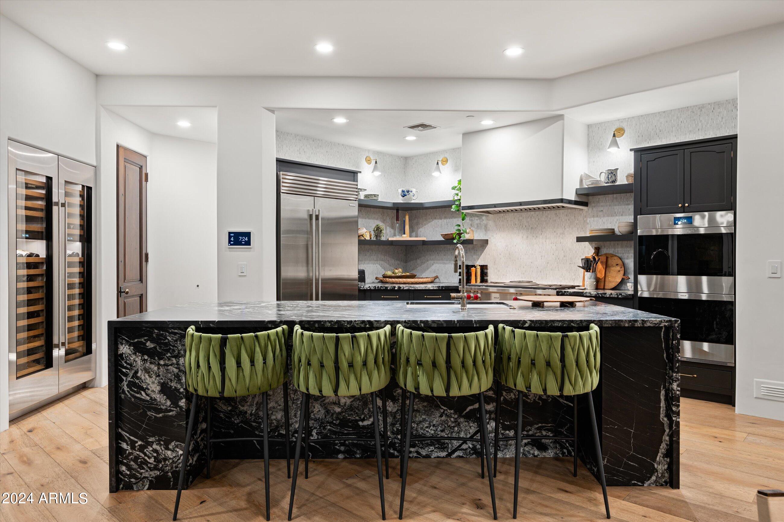 ESTANCIA - Residential