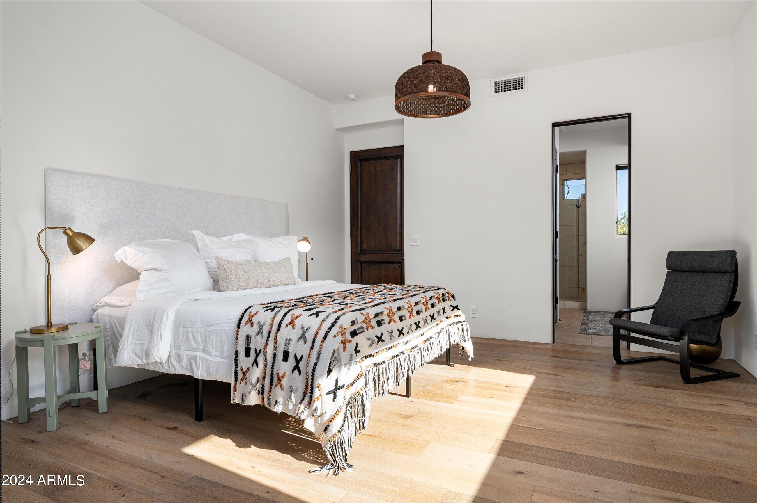 ESTANCIA - Residential