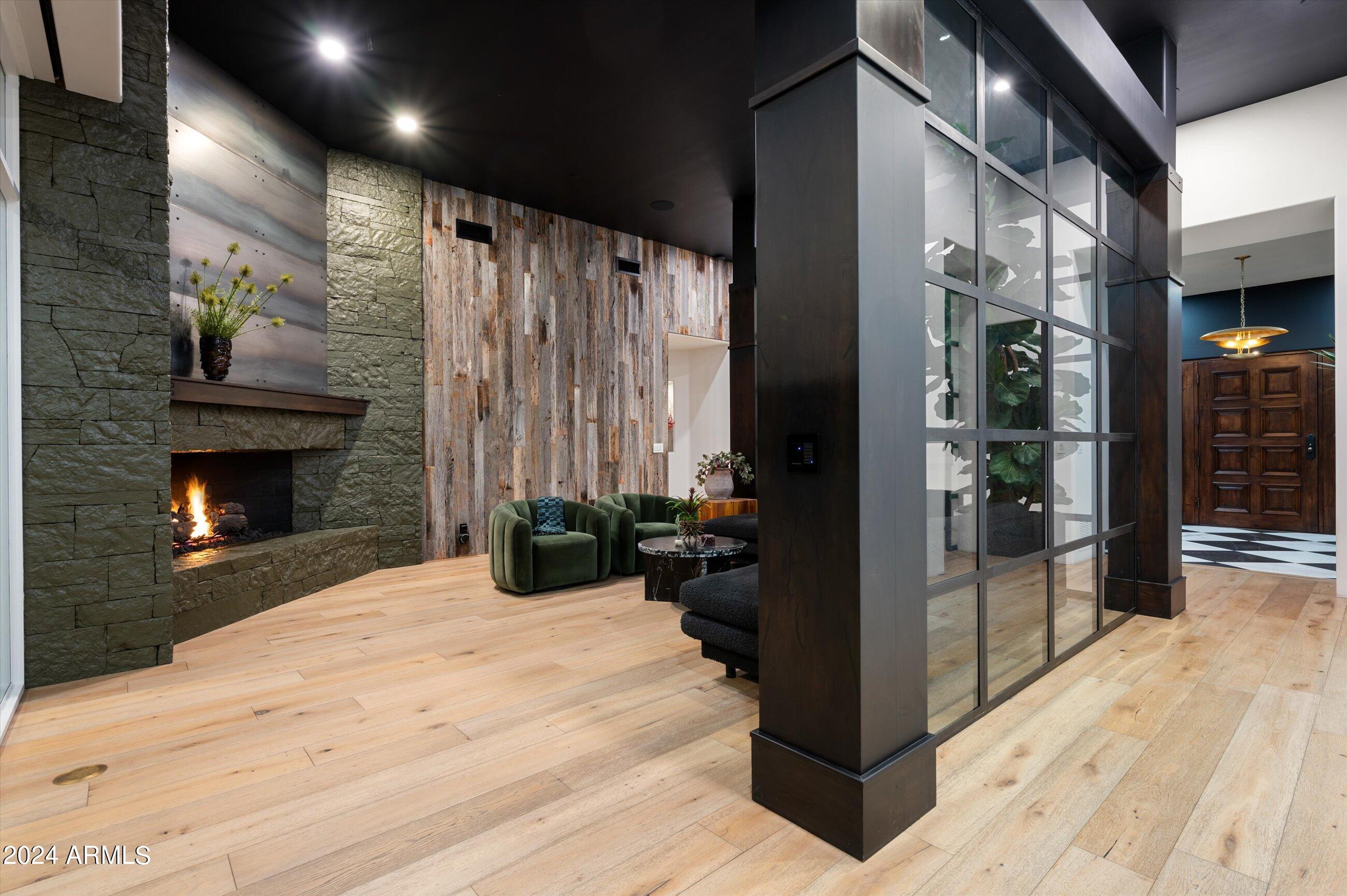 ESTANCIA - Residential