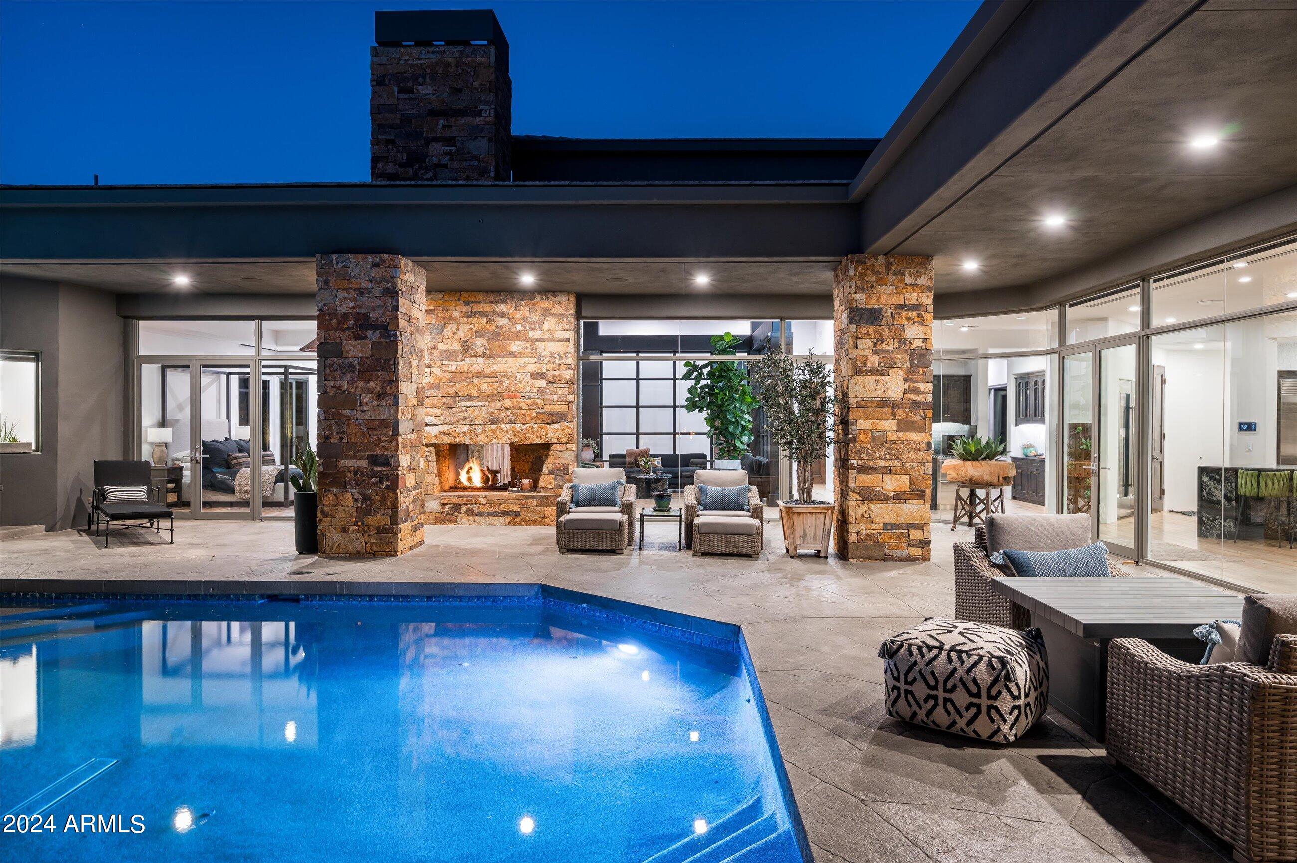 ESTANCIA - Residential