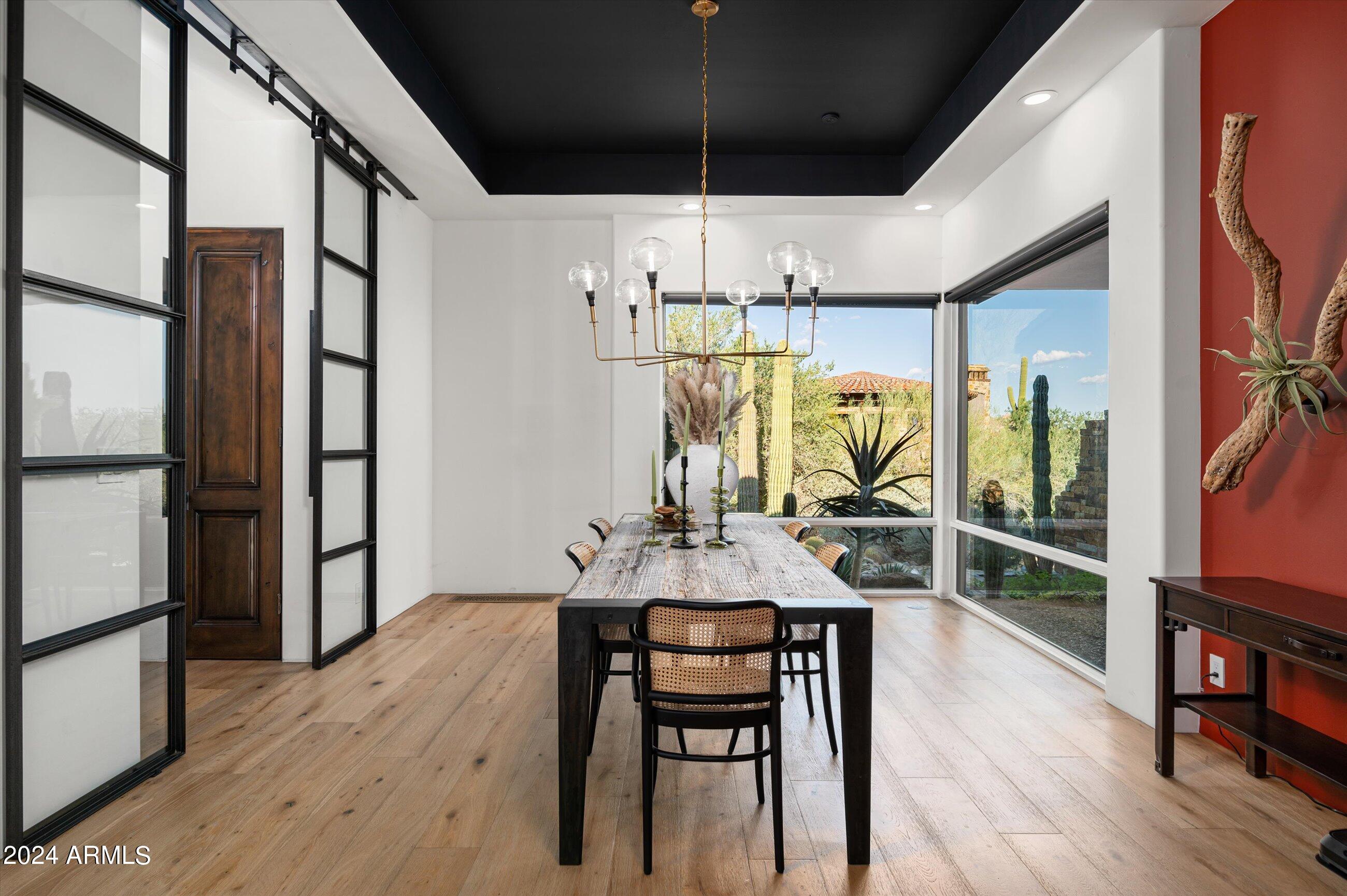ESTANCIA - Residential