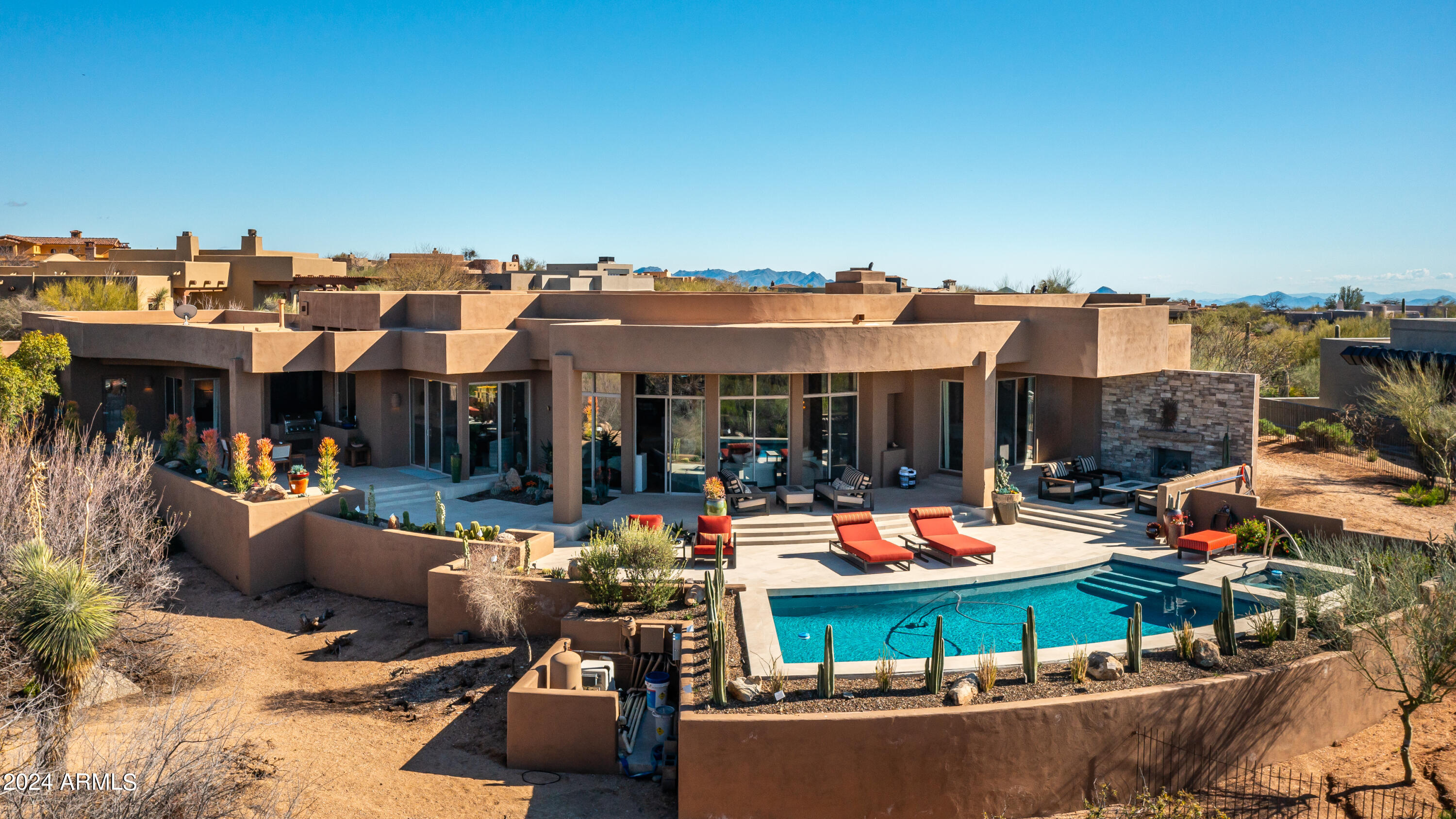 DESERT MOUNTAIN - Residential